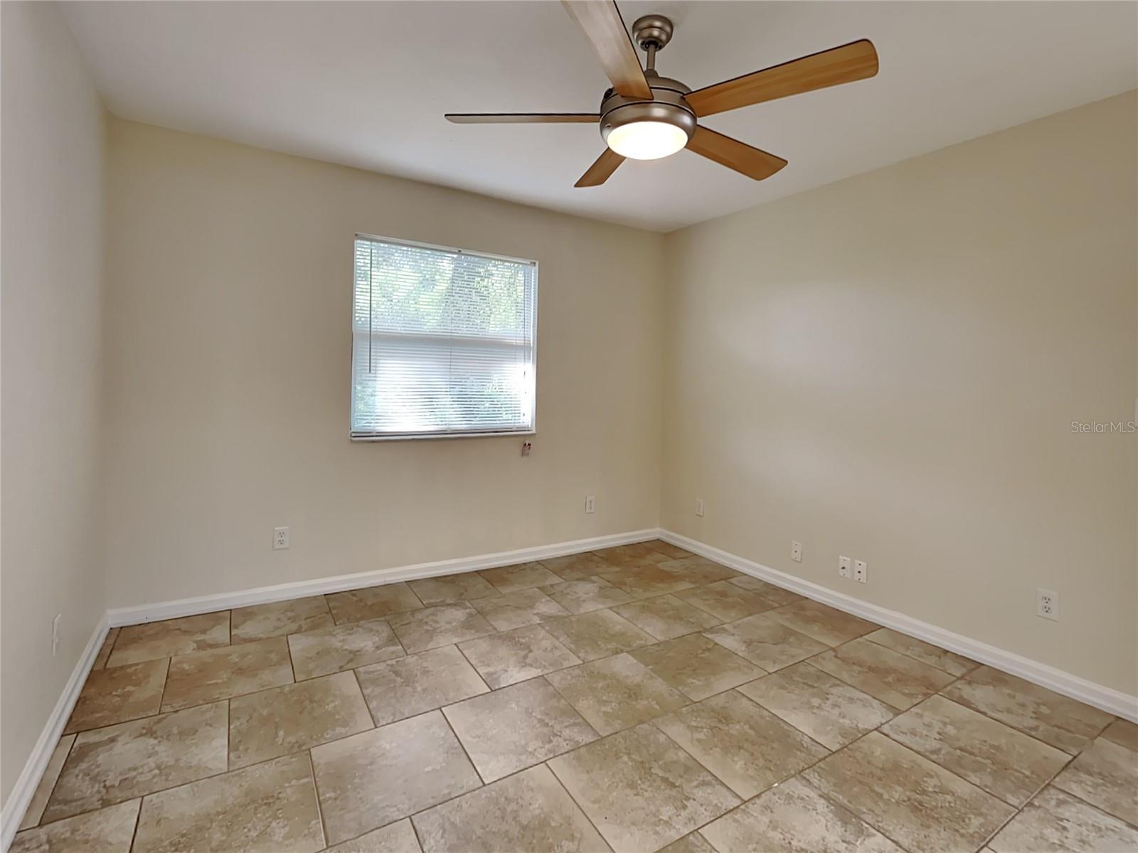 SOUTHWEST QUADRANT PH 01-04 - Residential Lease