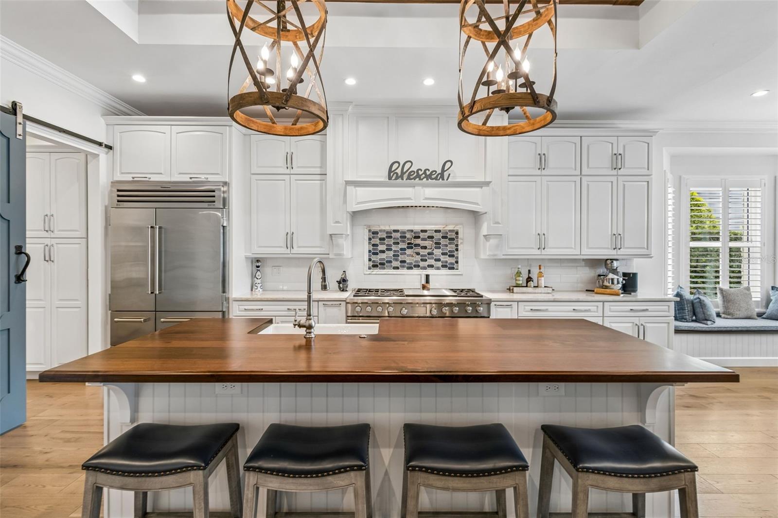 LAKE FOREST PARK - Residential