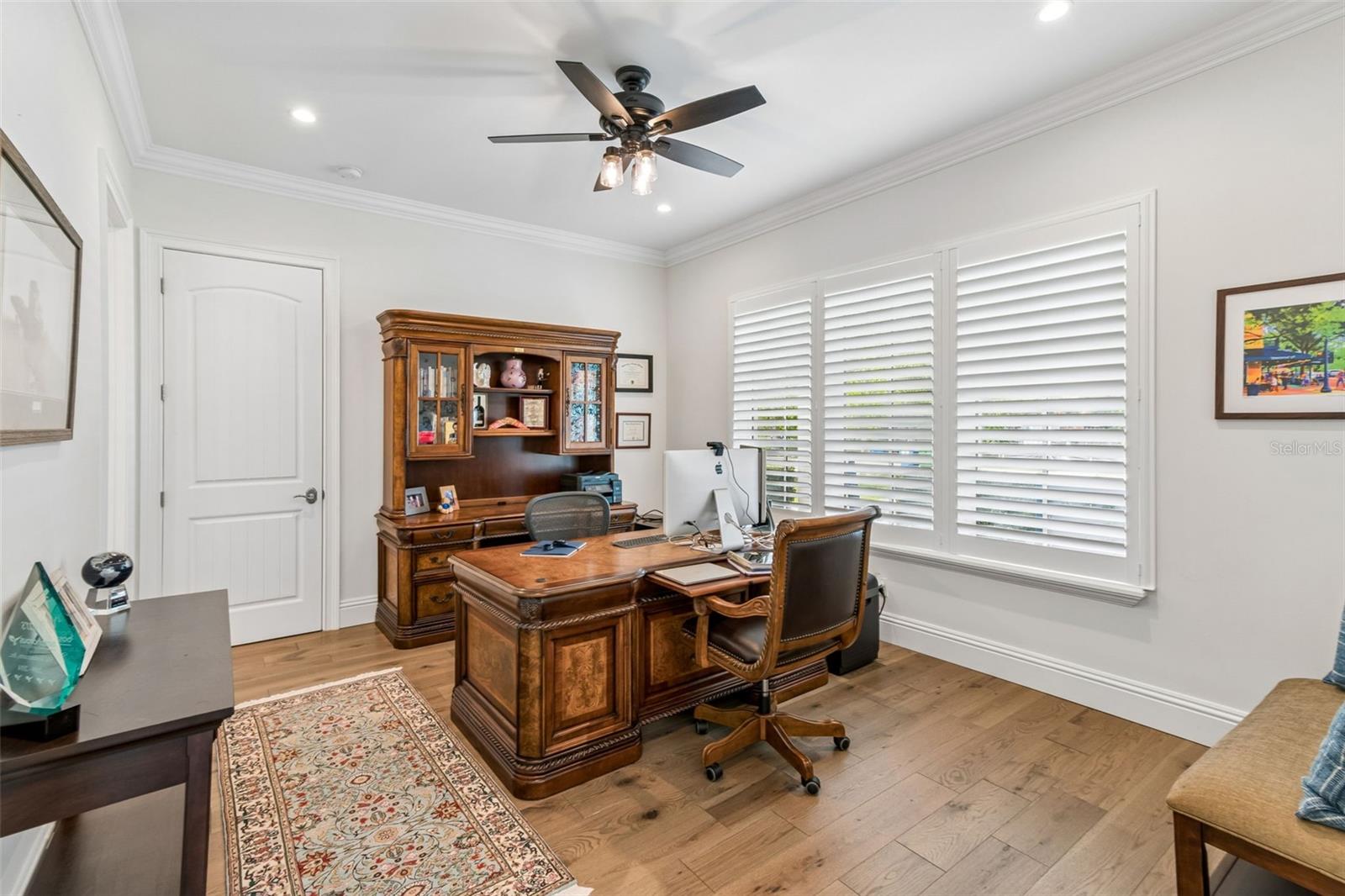 LAKE FOREST PARK - Residential