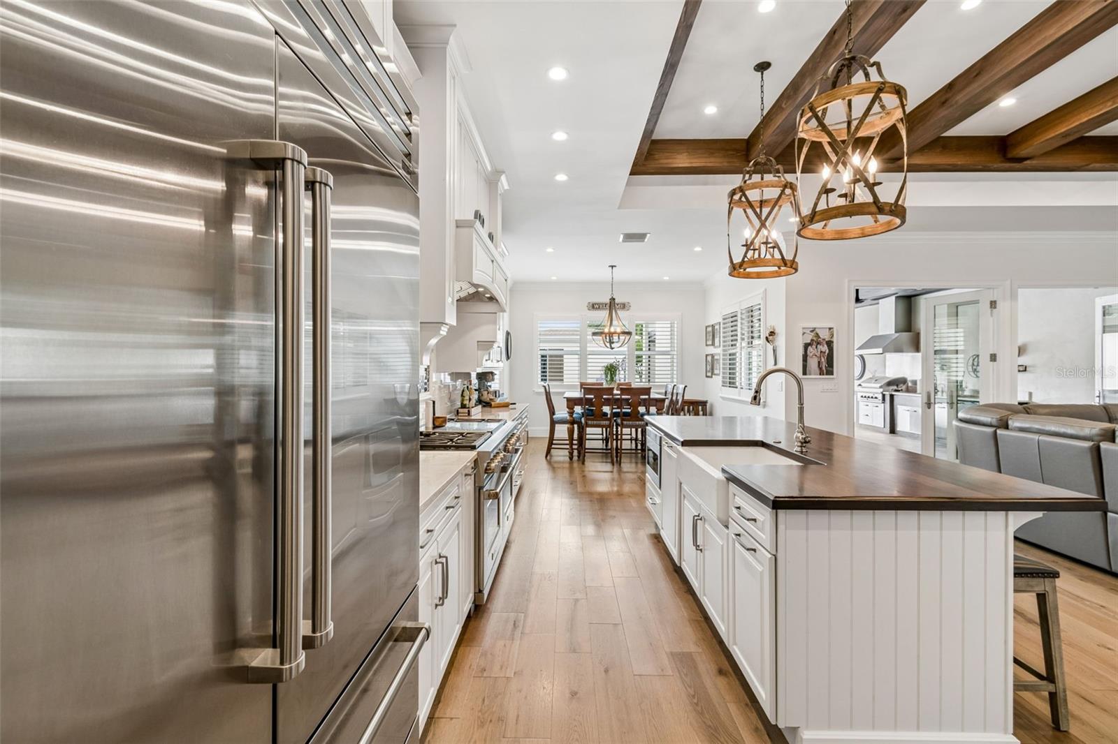 LAKE FOREST PARK - Residential