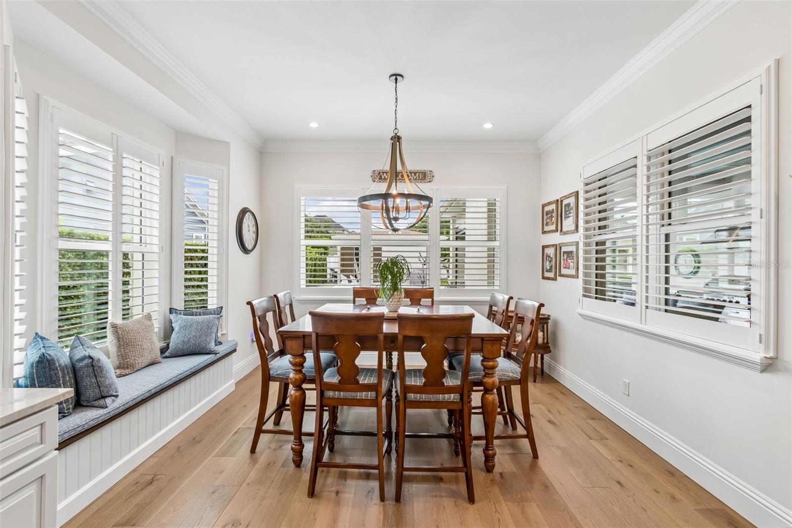LAKE FOREST PARK - Residential