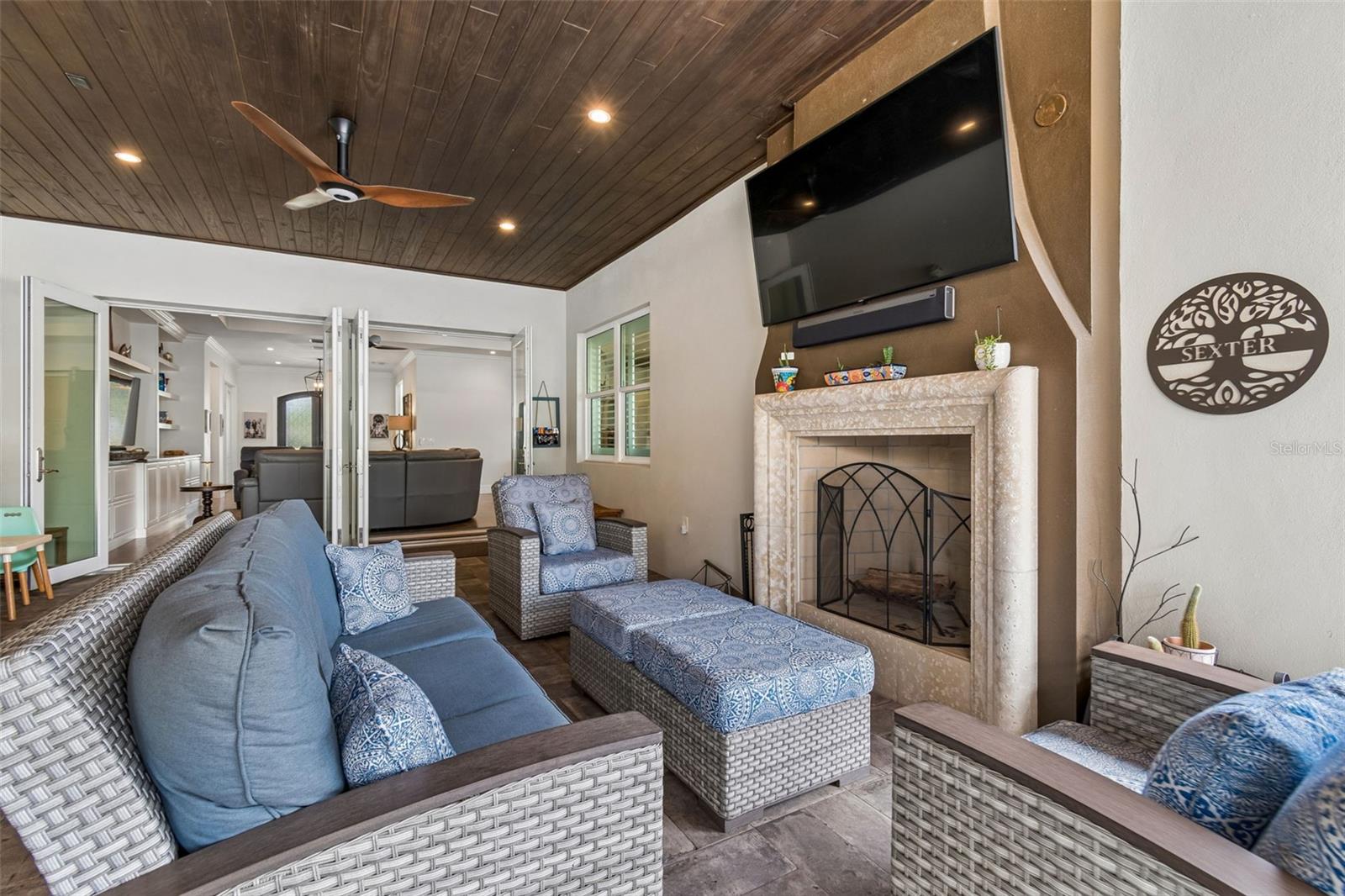 LAKE FOREST PARK - Residential