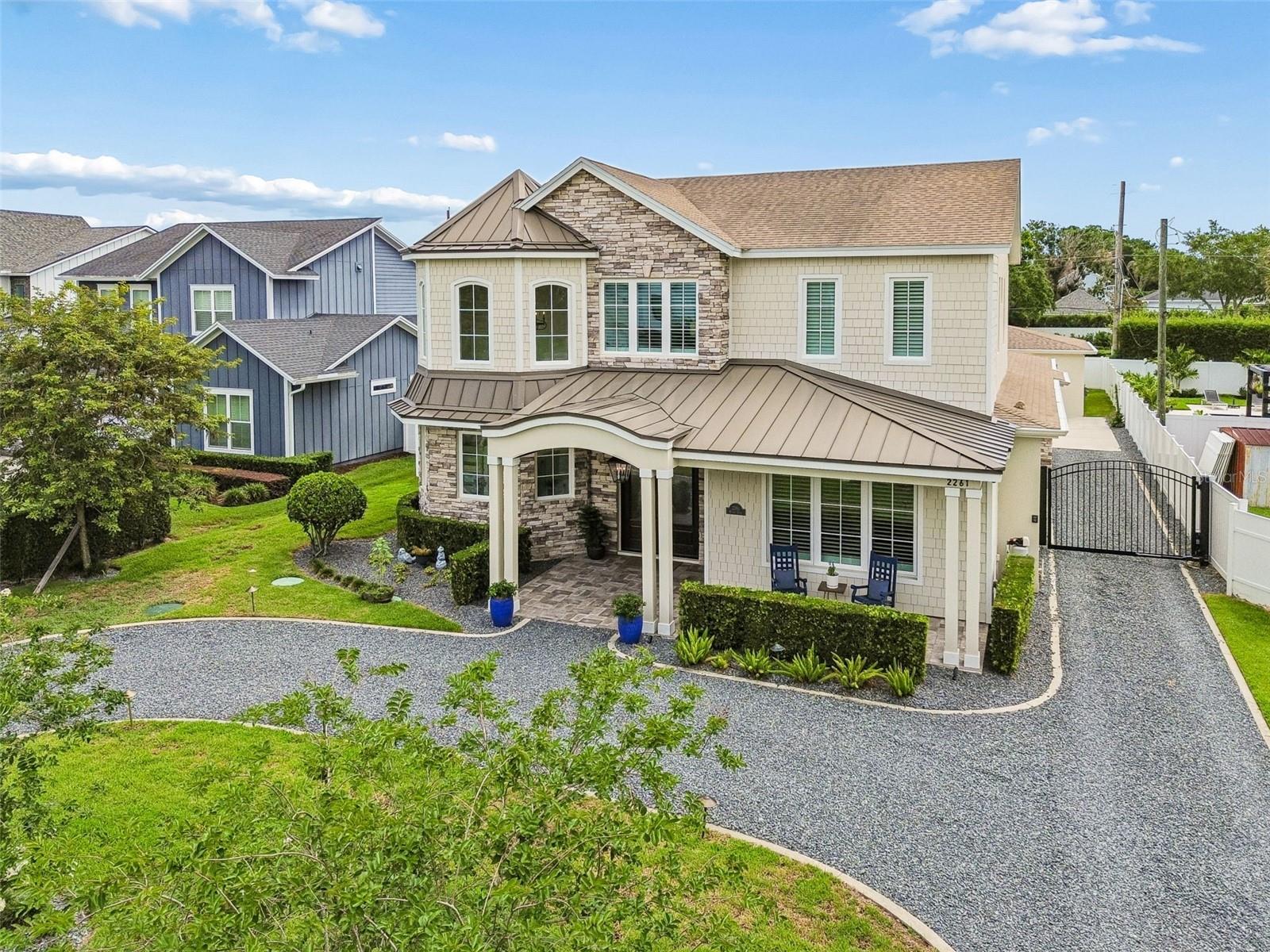 LAKE FOREST PARK - Residential