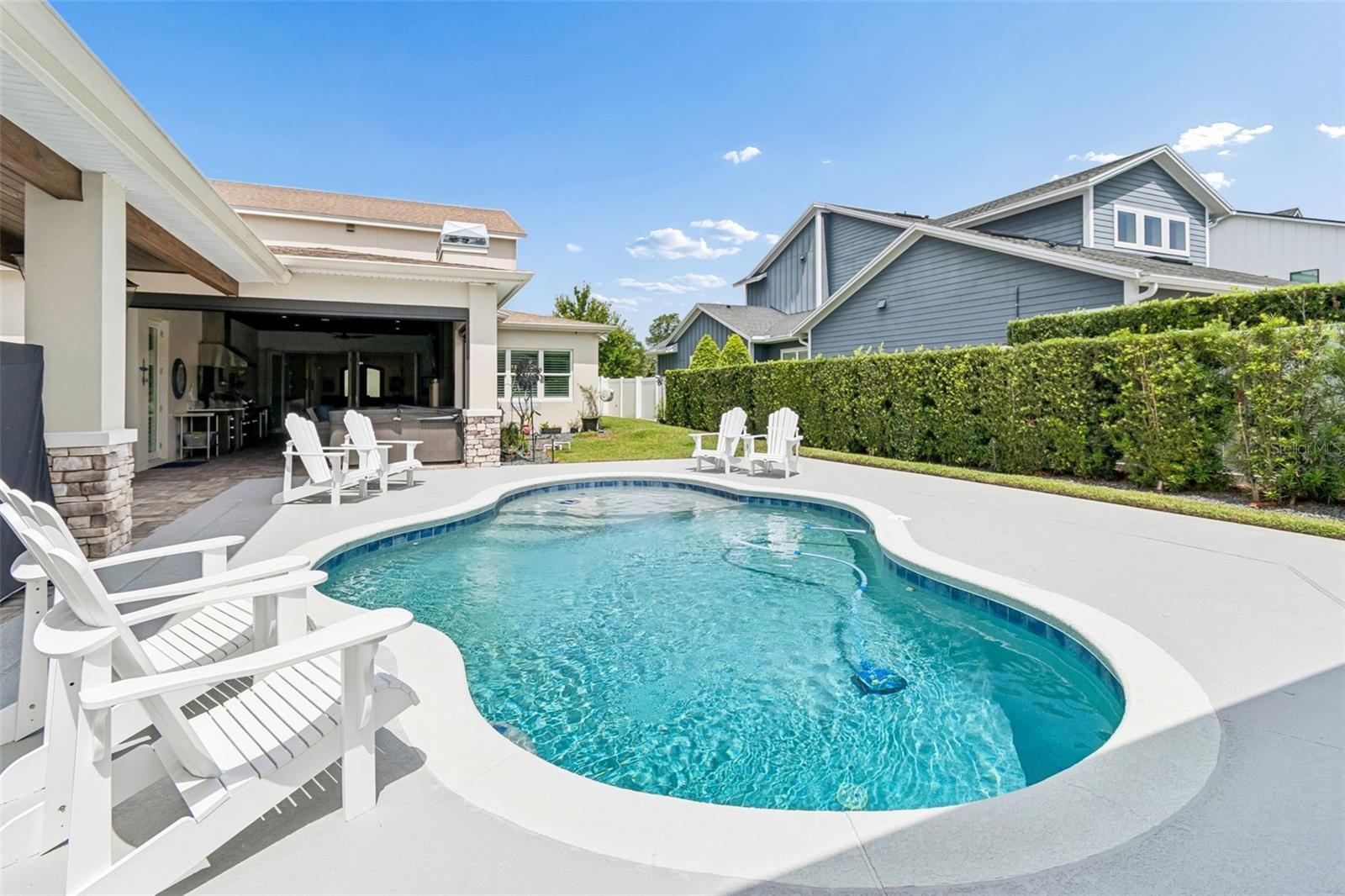 LAKE FOREST PARK - Residential