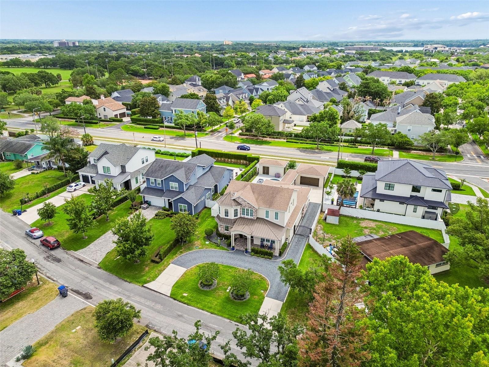LAKE FOREST PARK - Residential