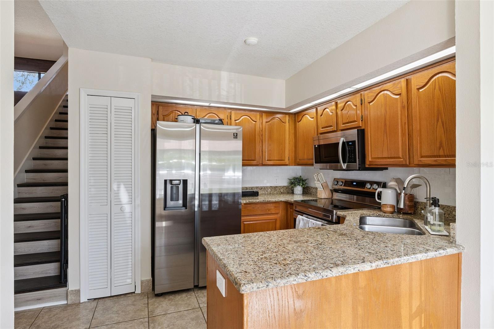 VILLAGE AT FOXWOOD A CONDO - Residential