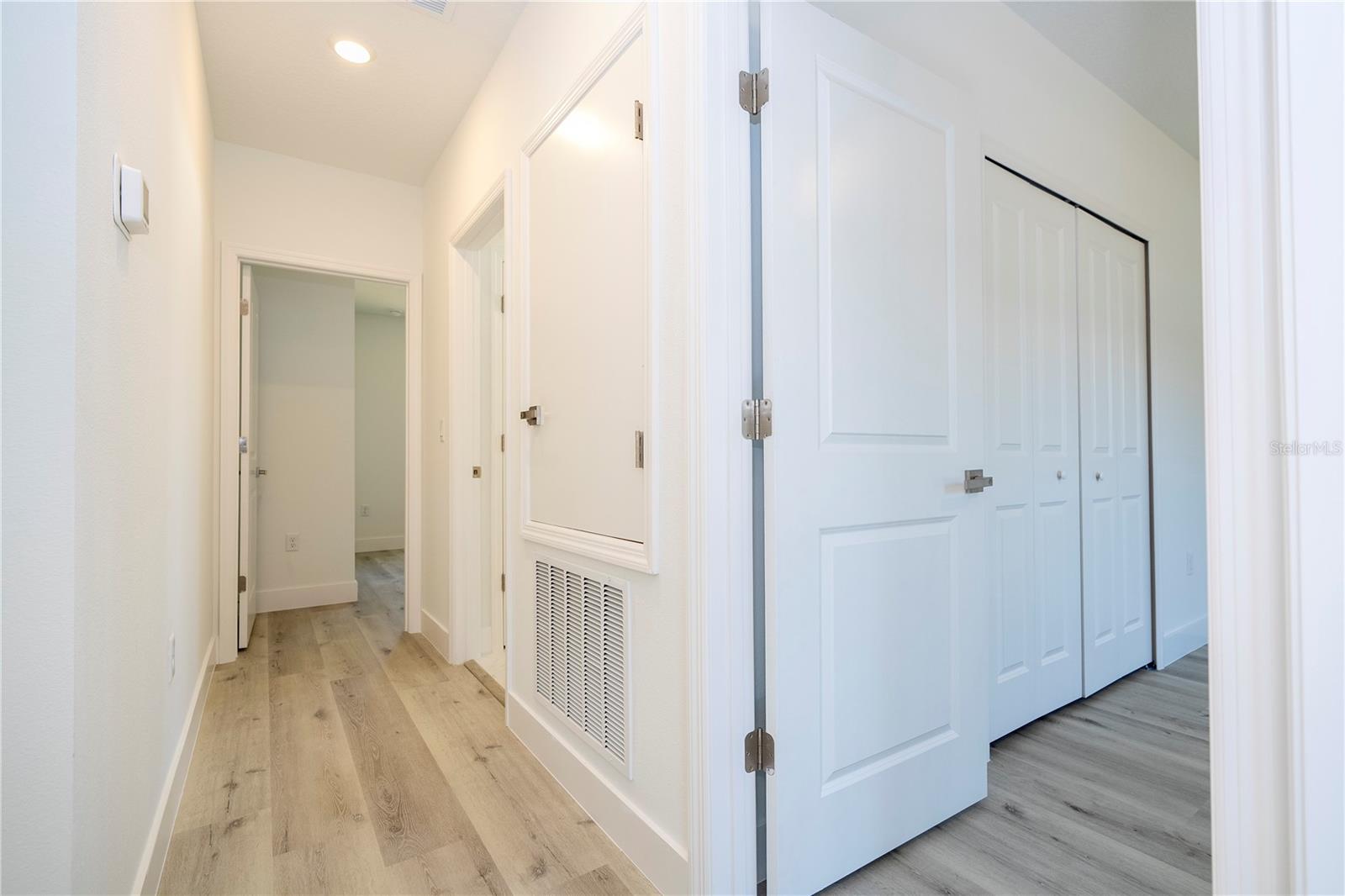 ROYAL TRAILS UNIT 01 - Residential