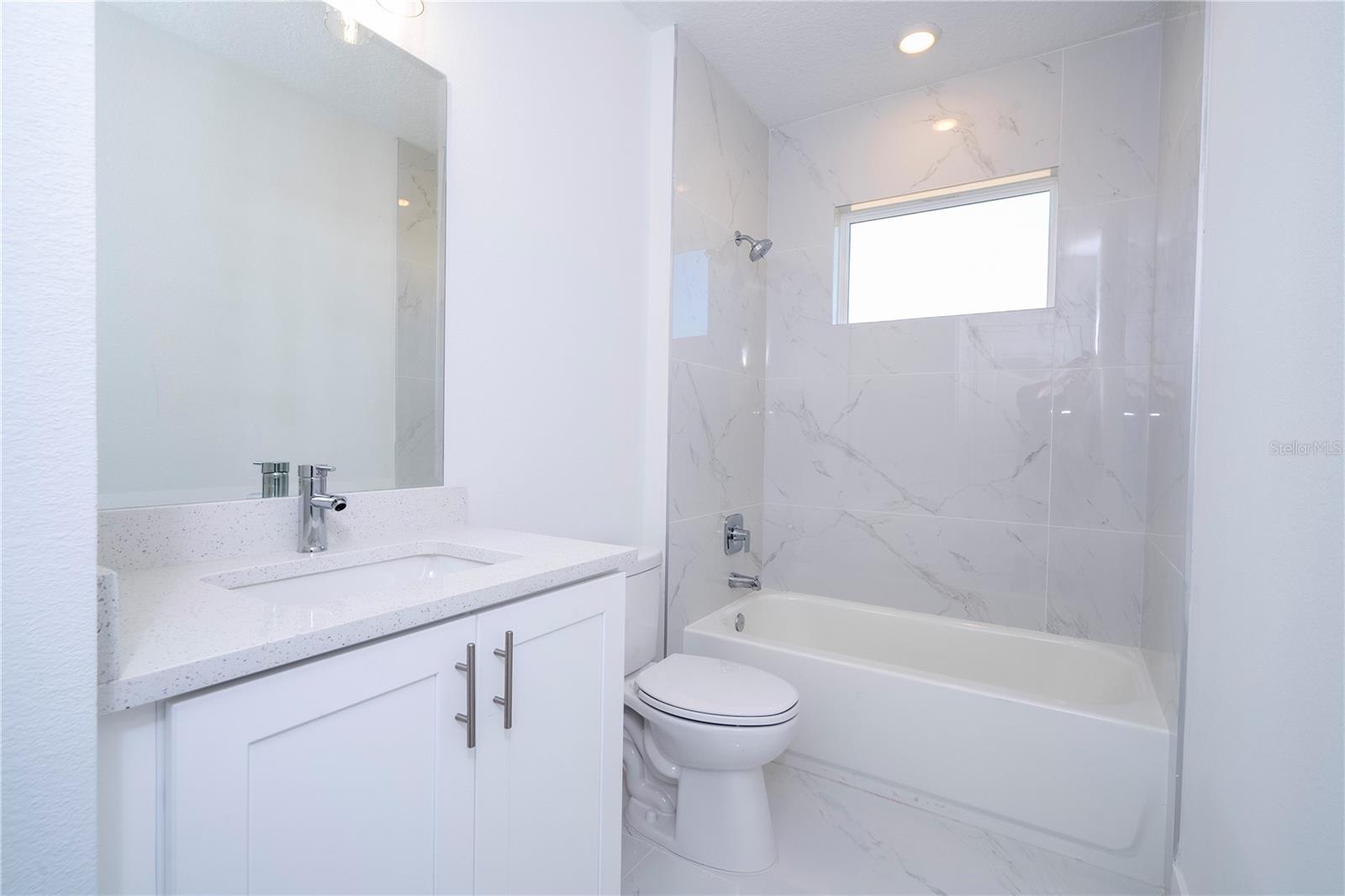 ROYAL TRAILS UNIT 01 - Residential