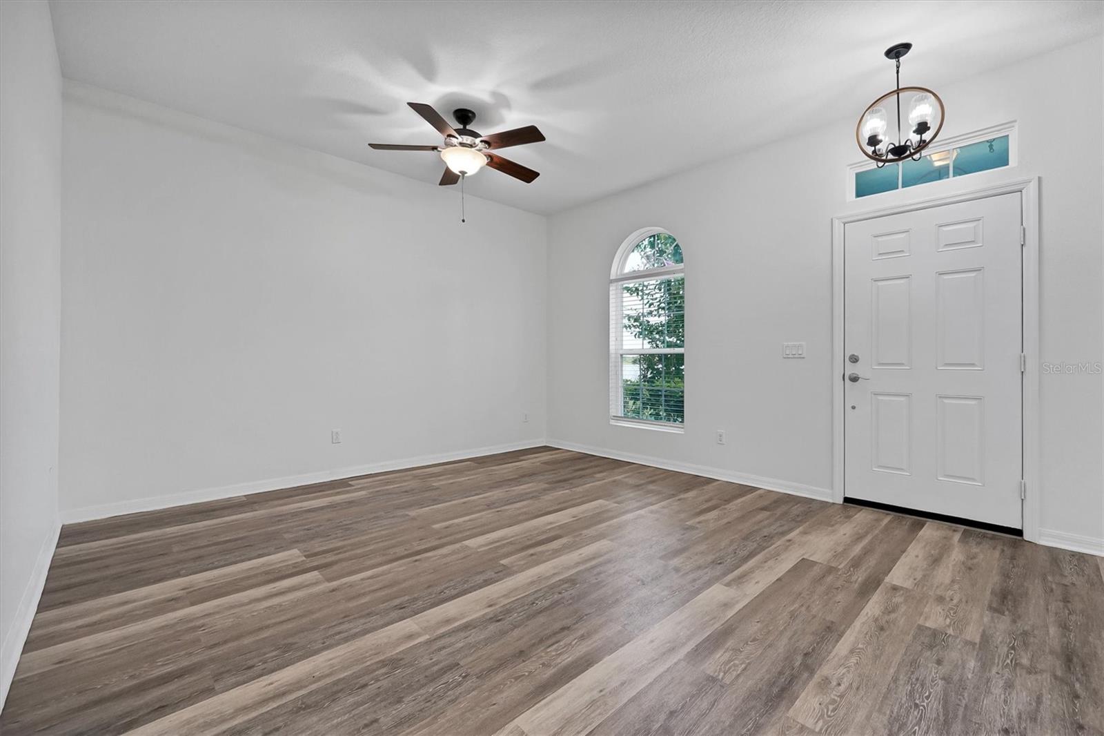 GROVELAND WATERSIDE POINTE PH 01 - Residential