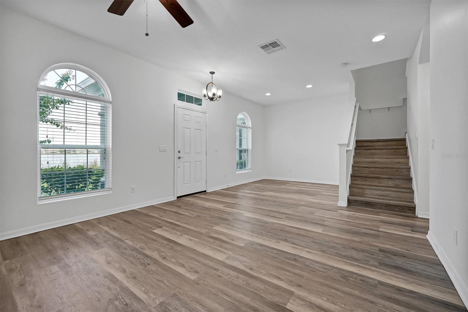 GROVELAND WATERSIDE POINTE PH 01 - Residential
