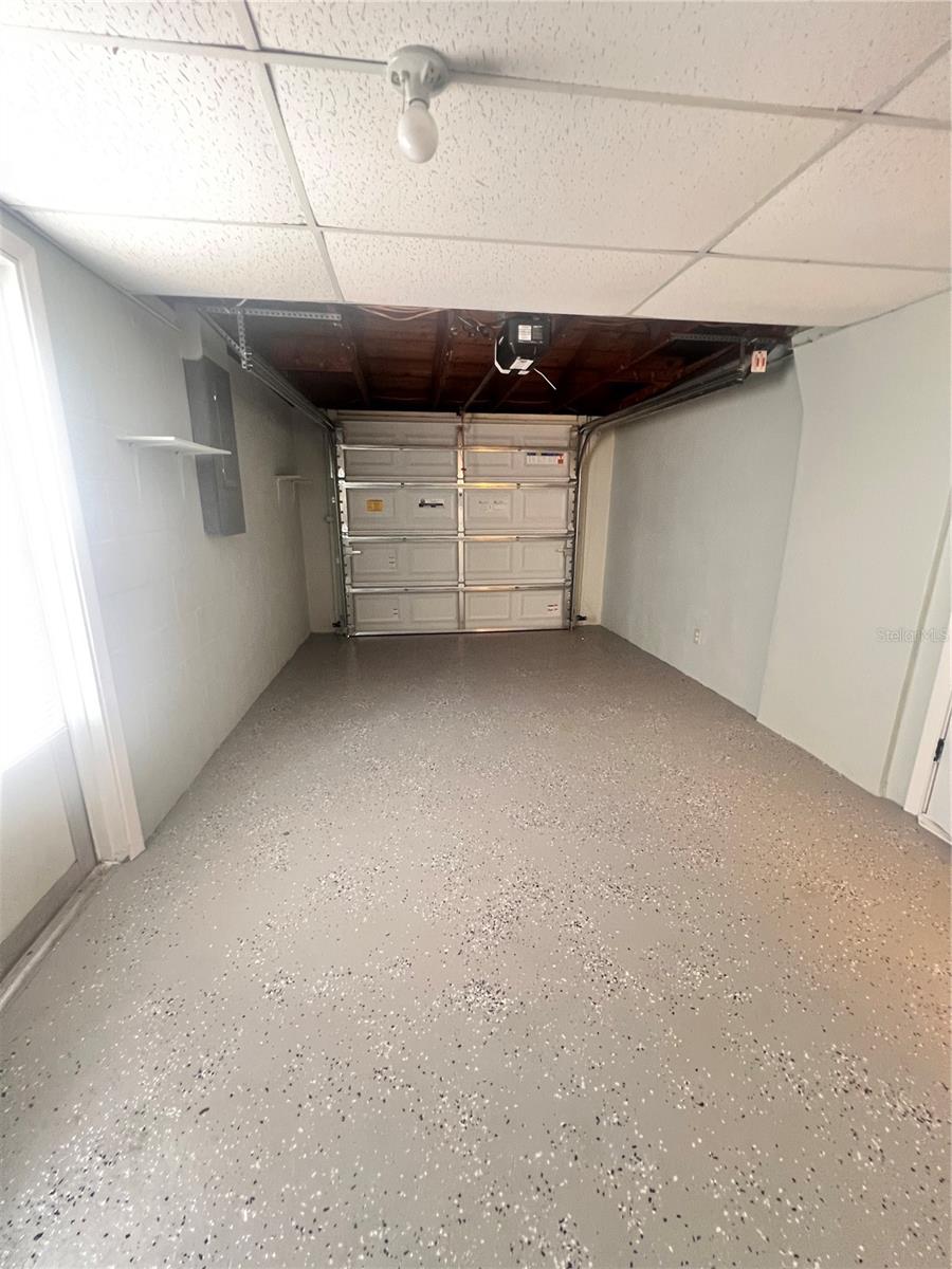 REGENCY PARK - Residential Lease