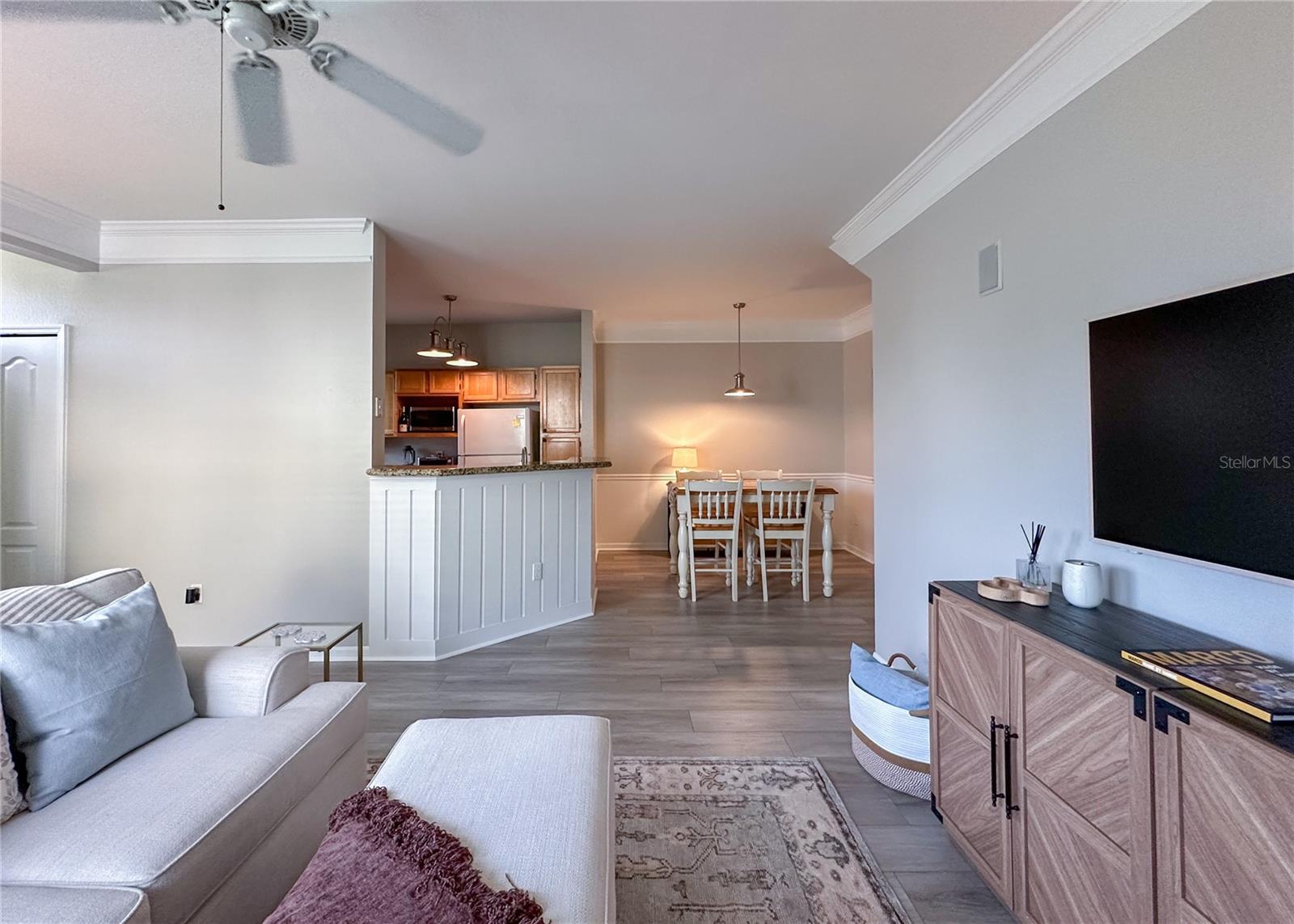 RUNAWAY BEACH CLUB CONDO - Residential Lease