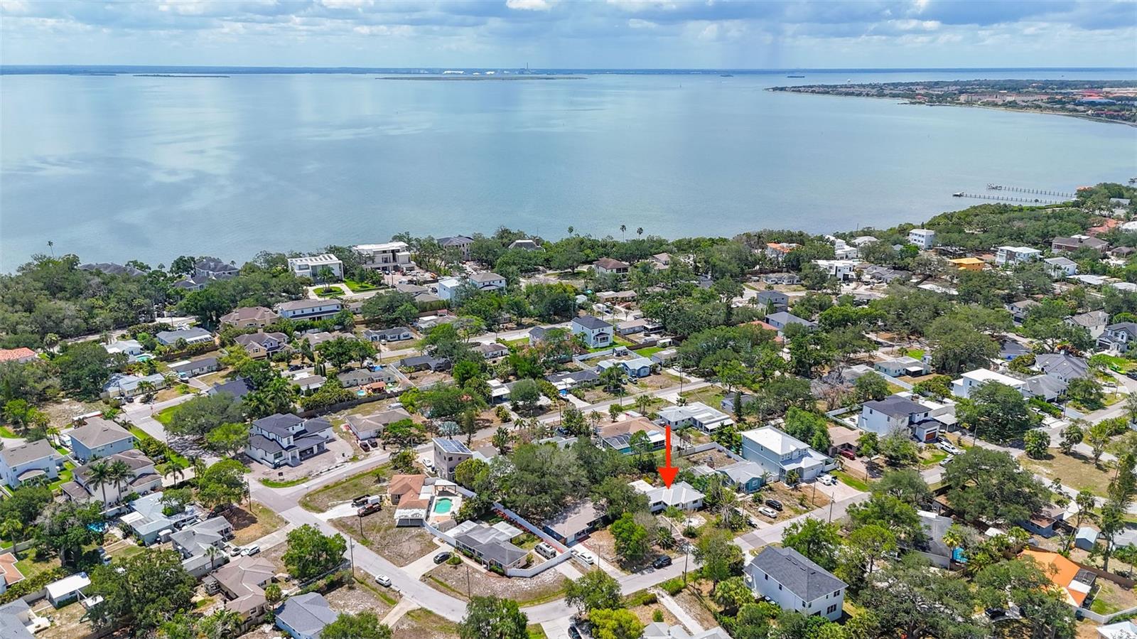 BAYHILL ESTATES - Residential