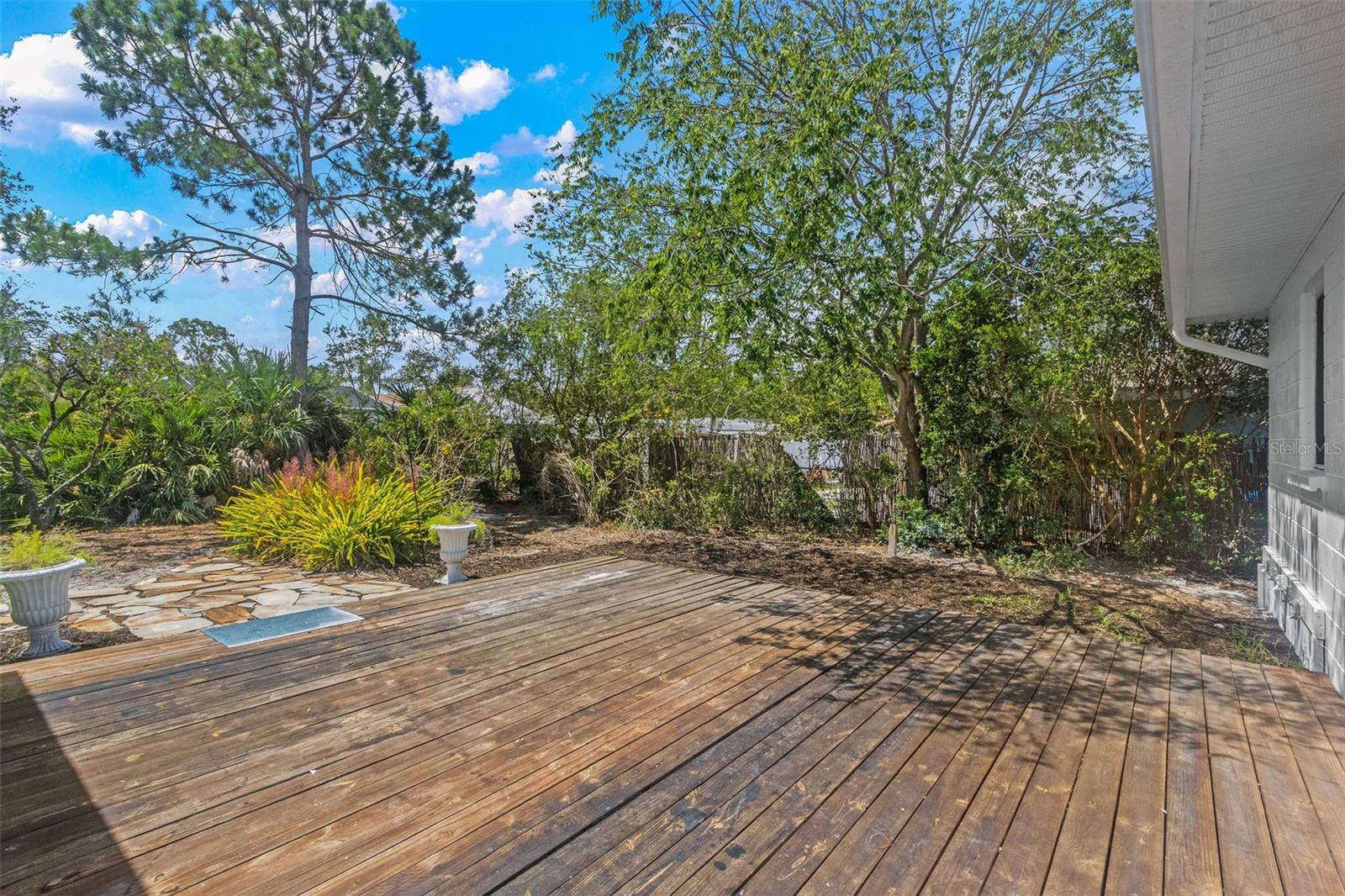 BAYHILL ESTATES - Residential
