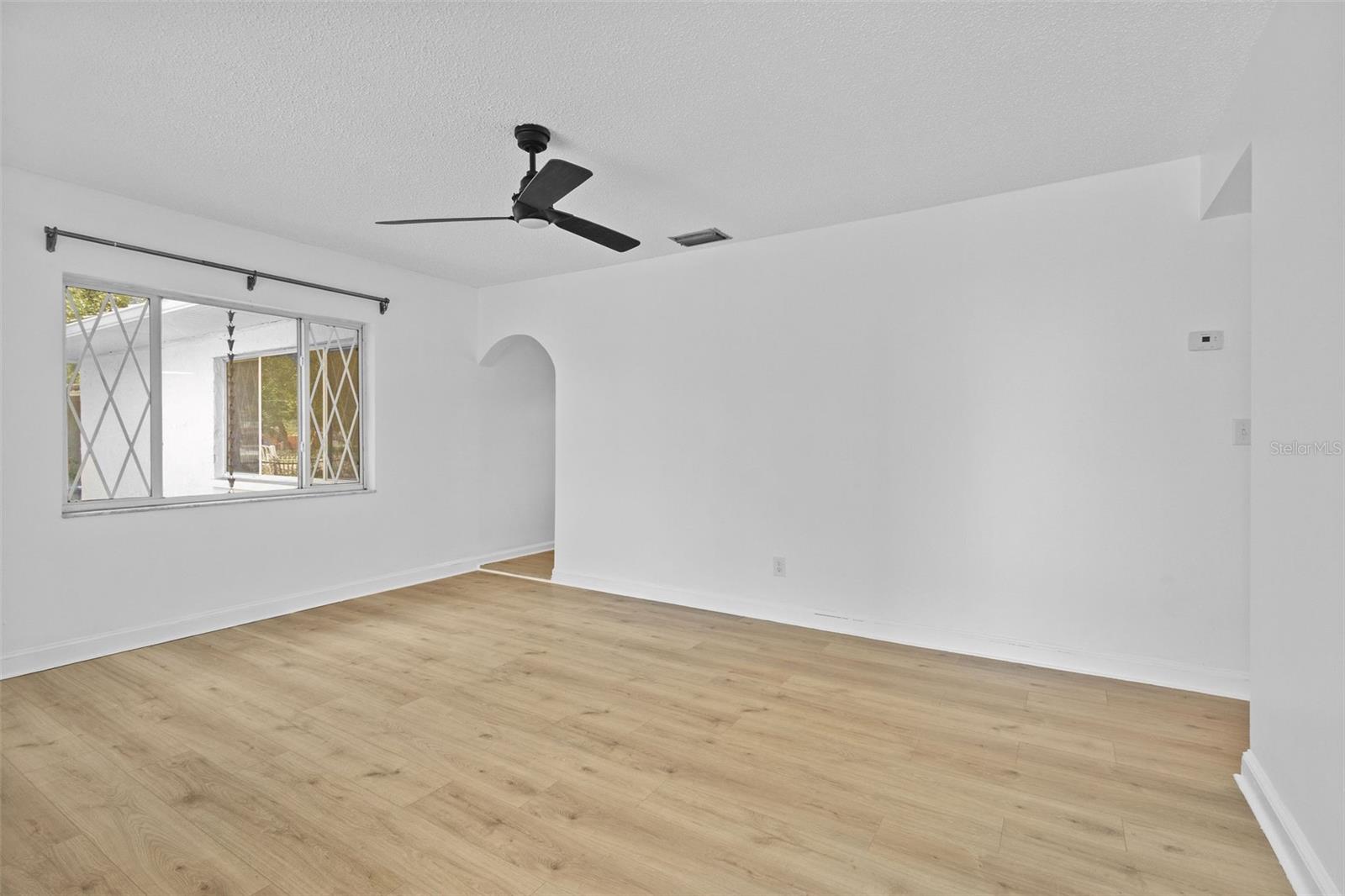 BAYHILL ESTATES - Residential
