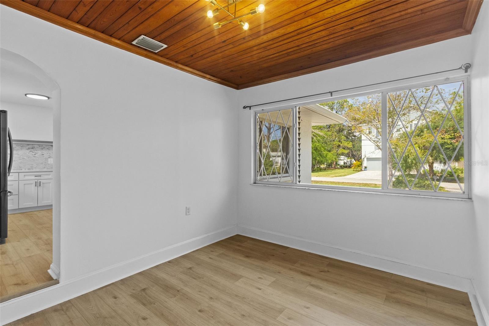 BAYHILL ESTATES - Residential