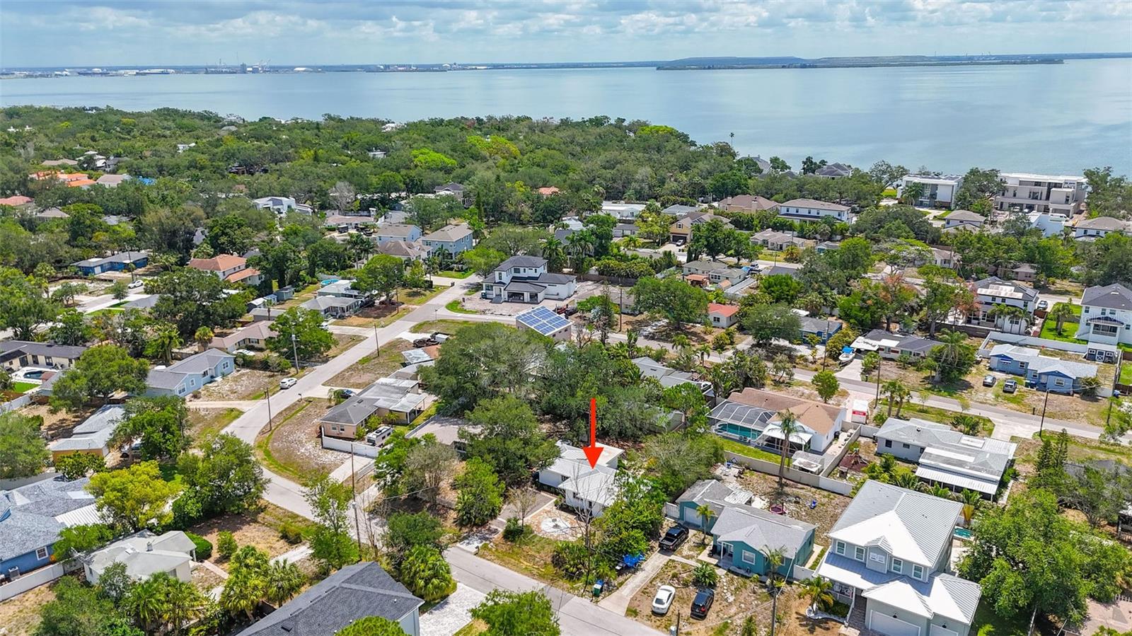 BAYHILL ESTATES - Residential
