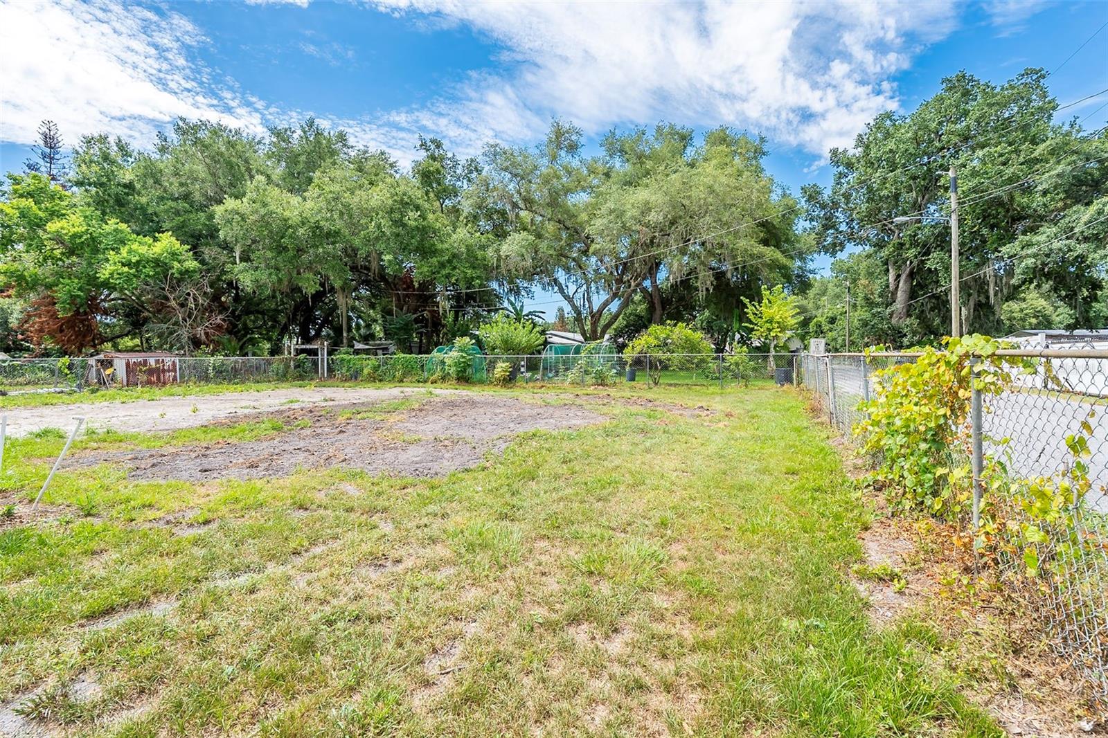 ACREAGE & UNREC - Residential