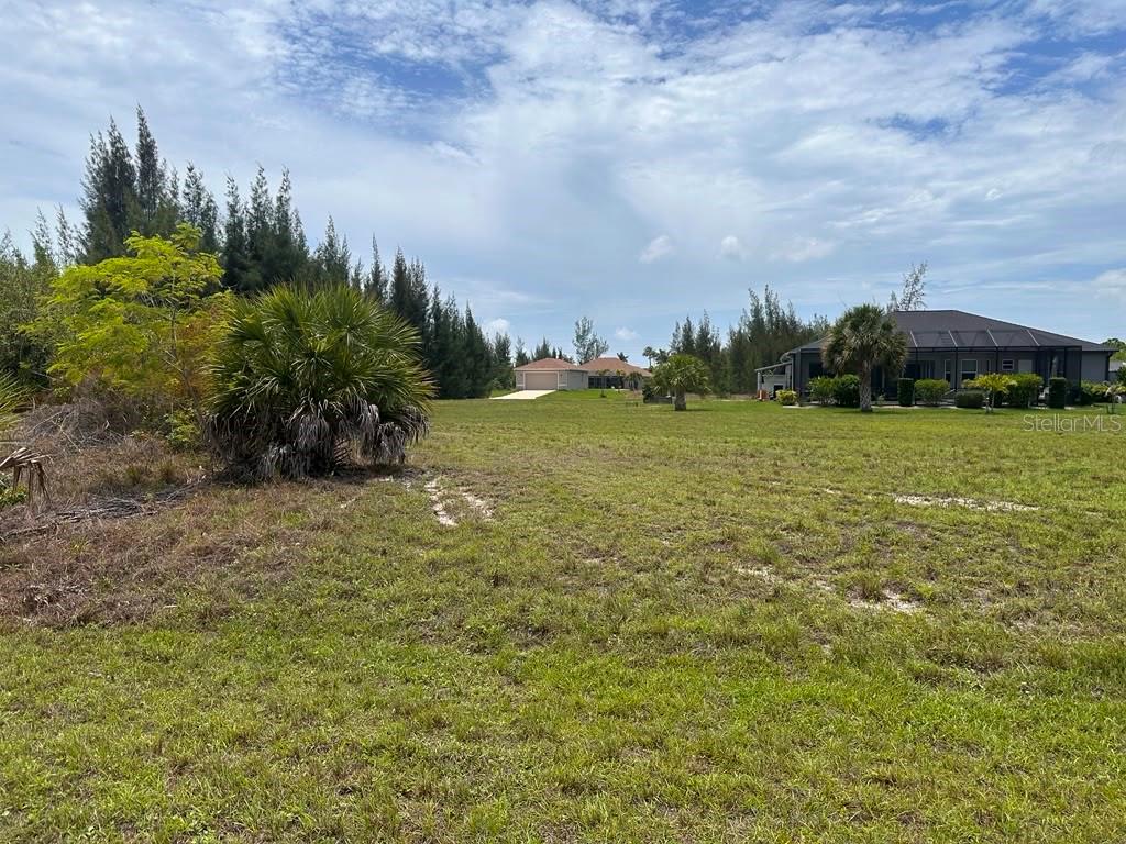 PORT CHARLOTTE SEC 94 01 - Land