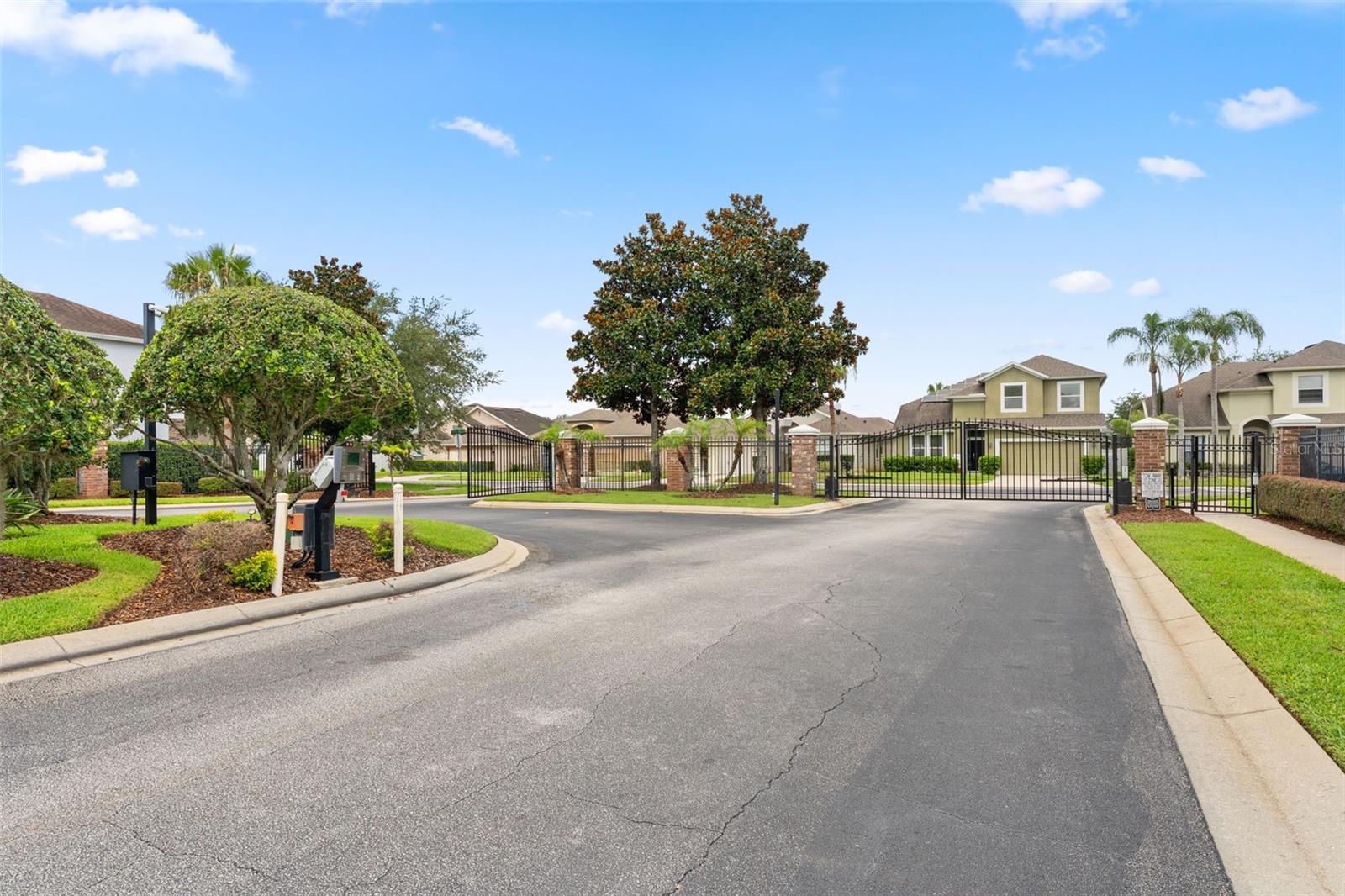 CYPRESS BEND - Residential