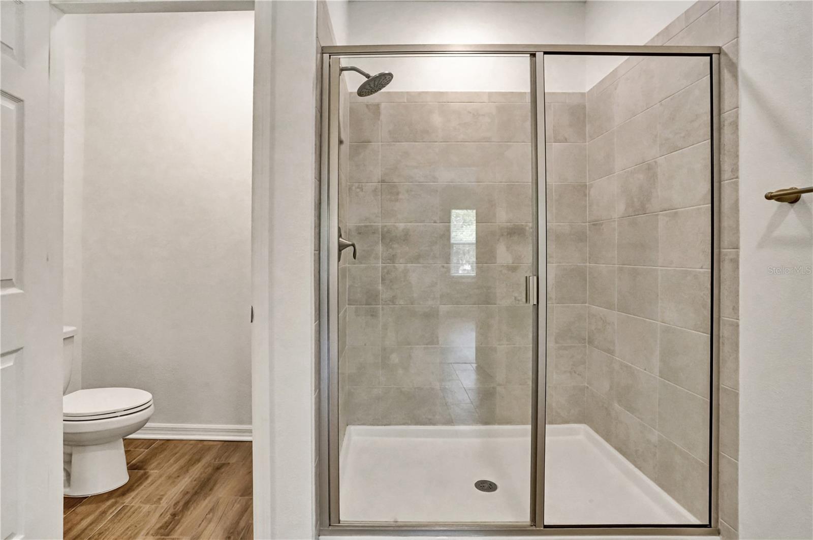 SIENNA PARK TOWNHOMES AT UNIVERSITY - Residential