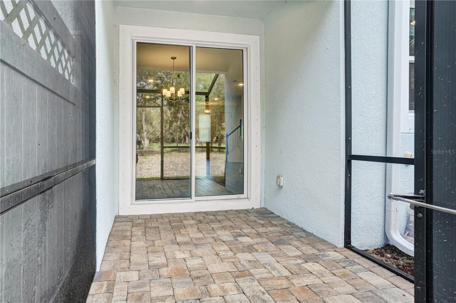 SIENNA PARK TOWNHOMES AT UNIVERSITY - Residential