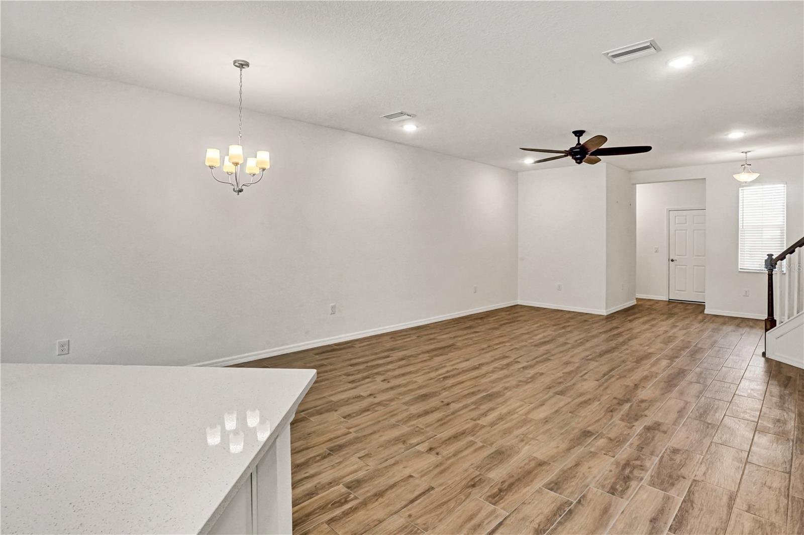 SIENNA PARK TOWNHOMES AT UNIVERSITY - Residential