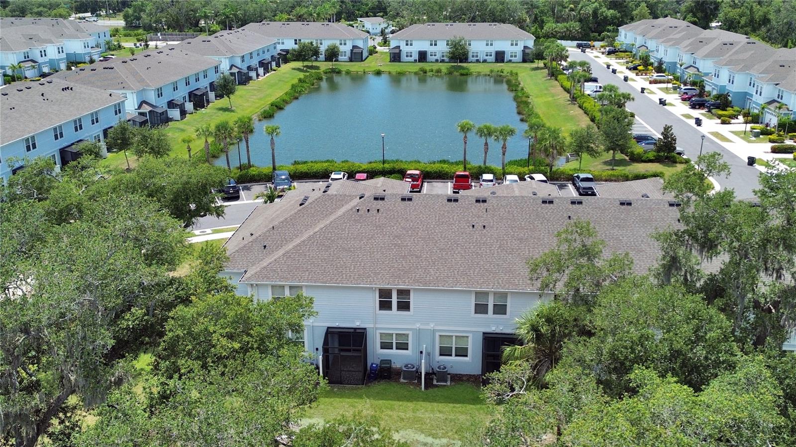 SIENNA PARK TOWNHOMES AT UNIVERSITY - Residential