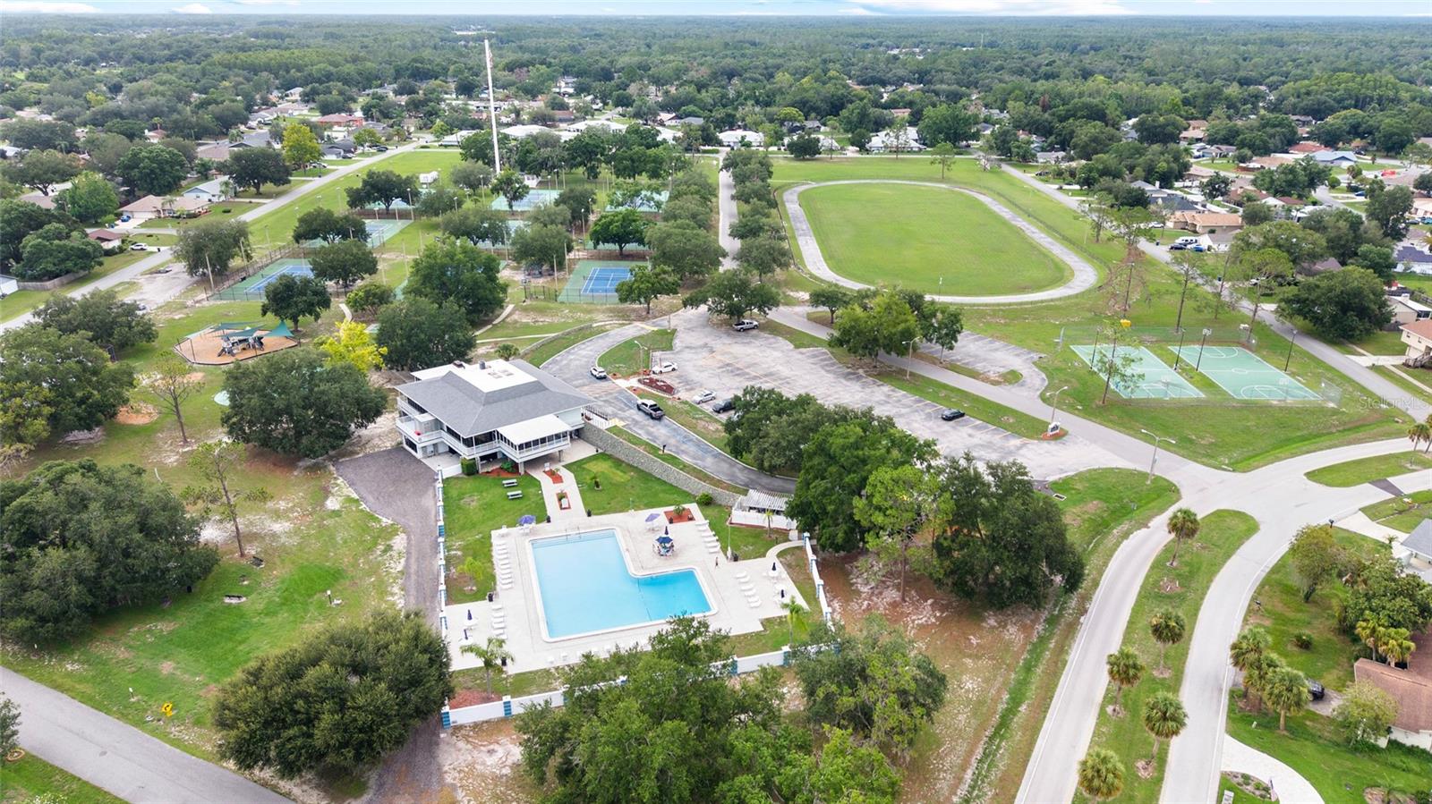 LAKE PADGETT ESTATES - Residential