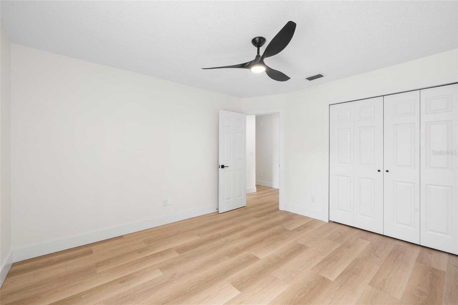 LAKE PADGETT ESTATES - Residential