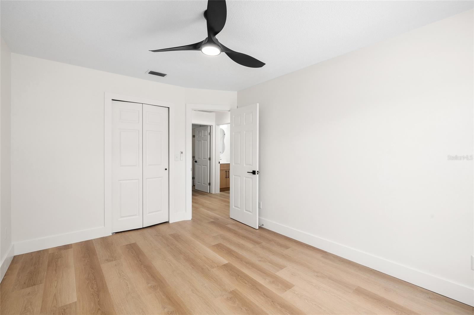 LAKE PADGETT ESTATES - Residential