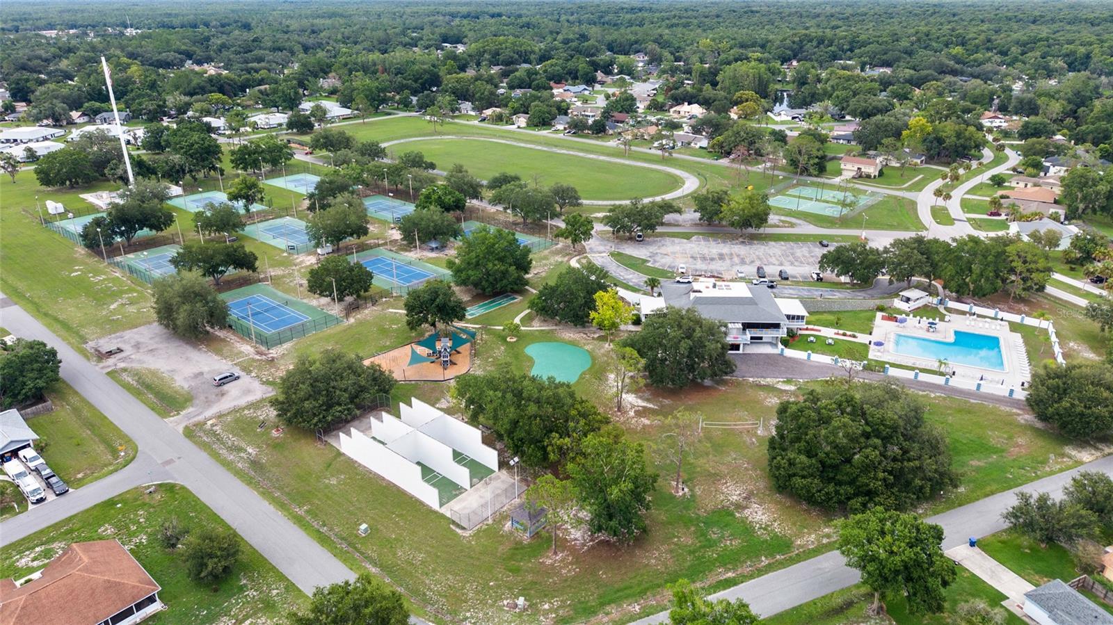 LAKE PADGETT ESTATES - Residential