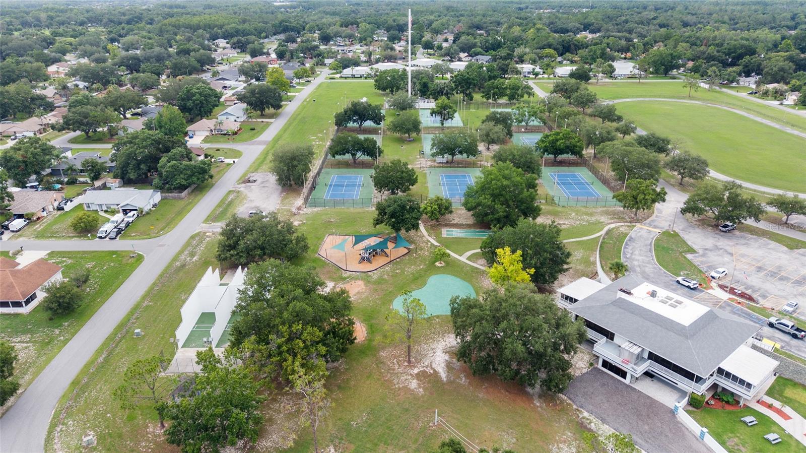LAKE PADGETT ESTATES - Residential