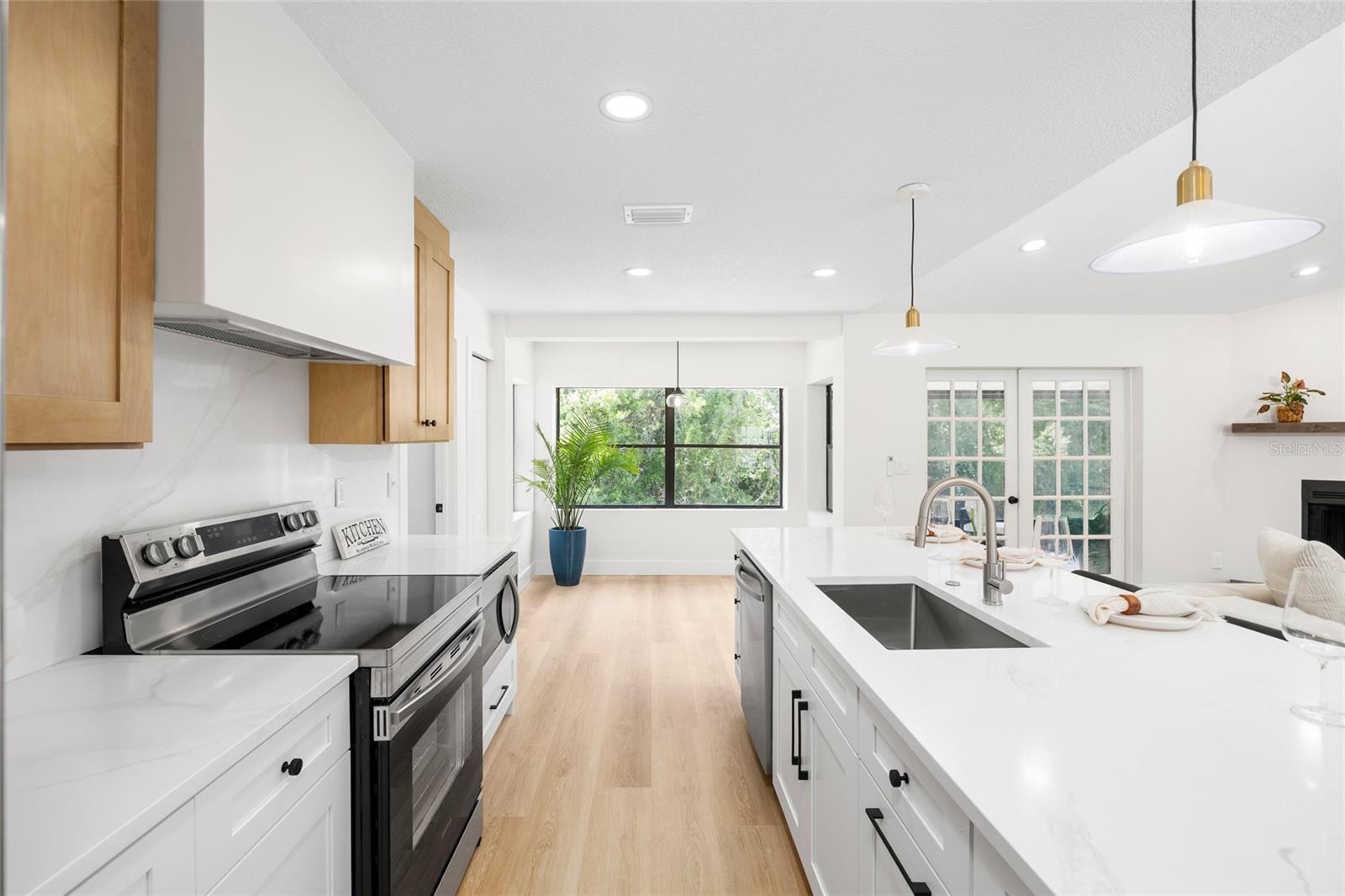 LAKE PADGETT ESTATES - Residential