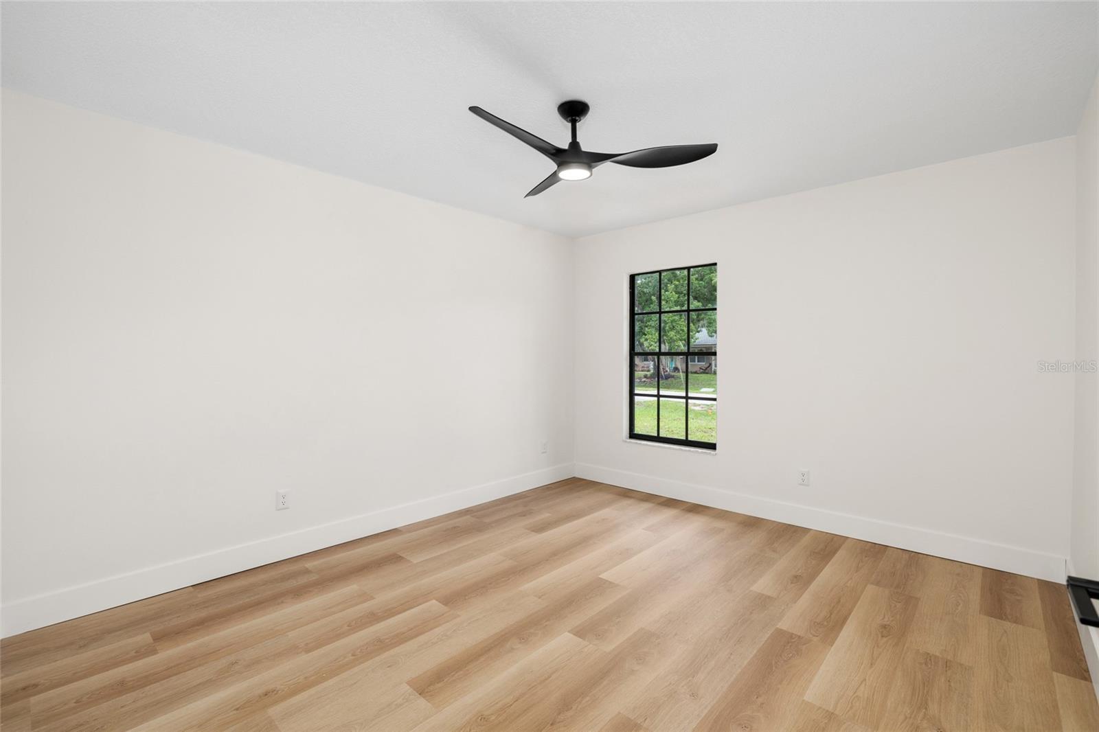 LAKE PADGETT ESTATES - Residential