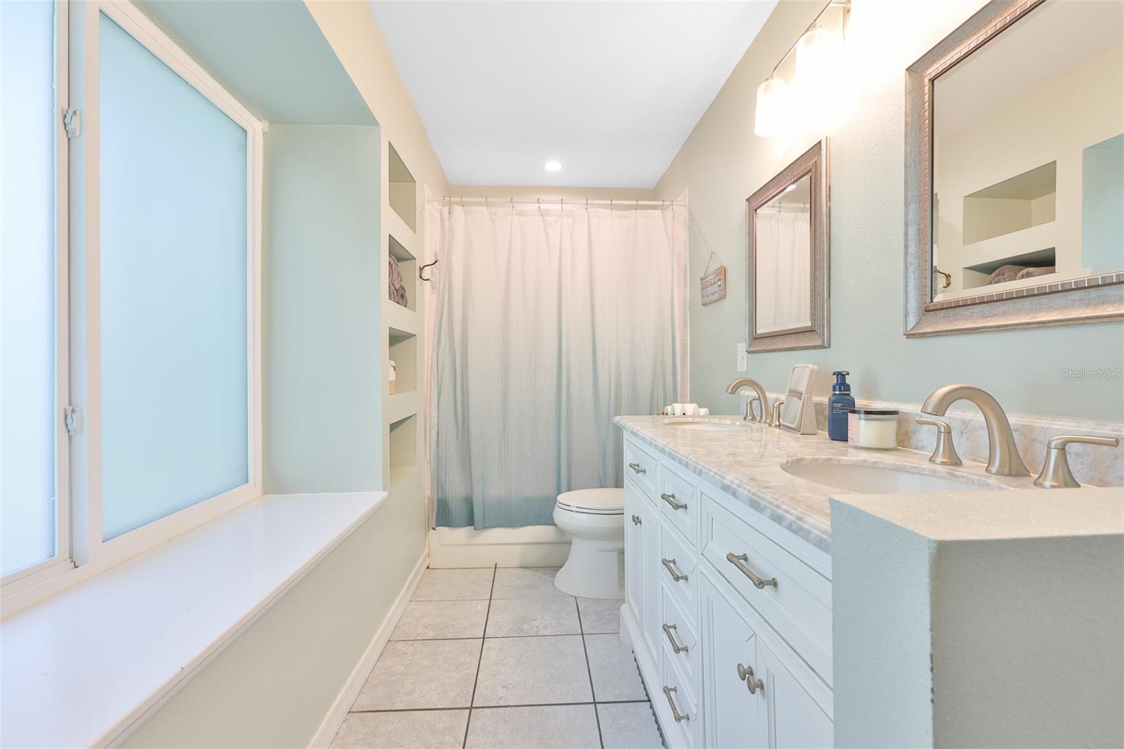 WALDEN LAKE UNIT 33 1 PH B - Residential