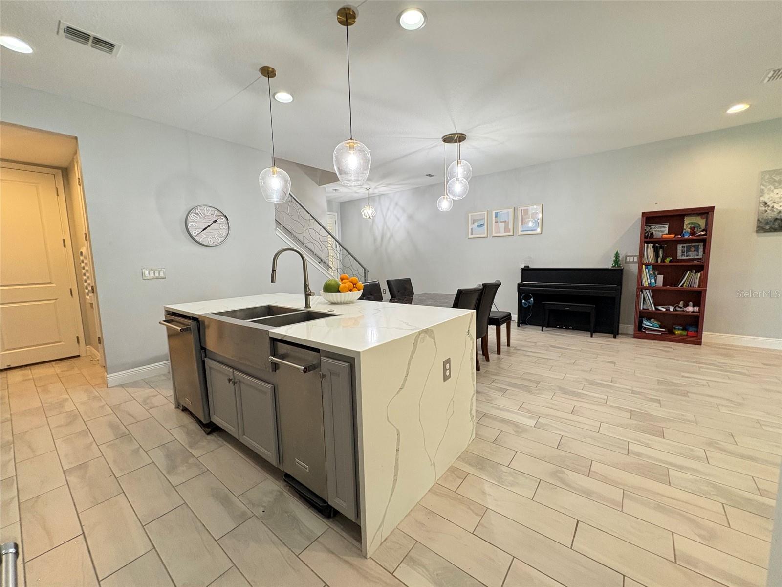 SONATA PH 1 - Residential Lease