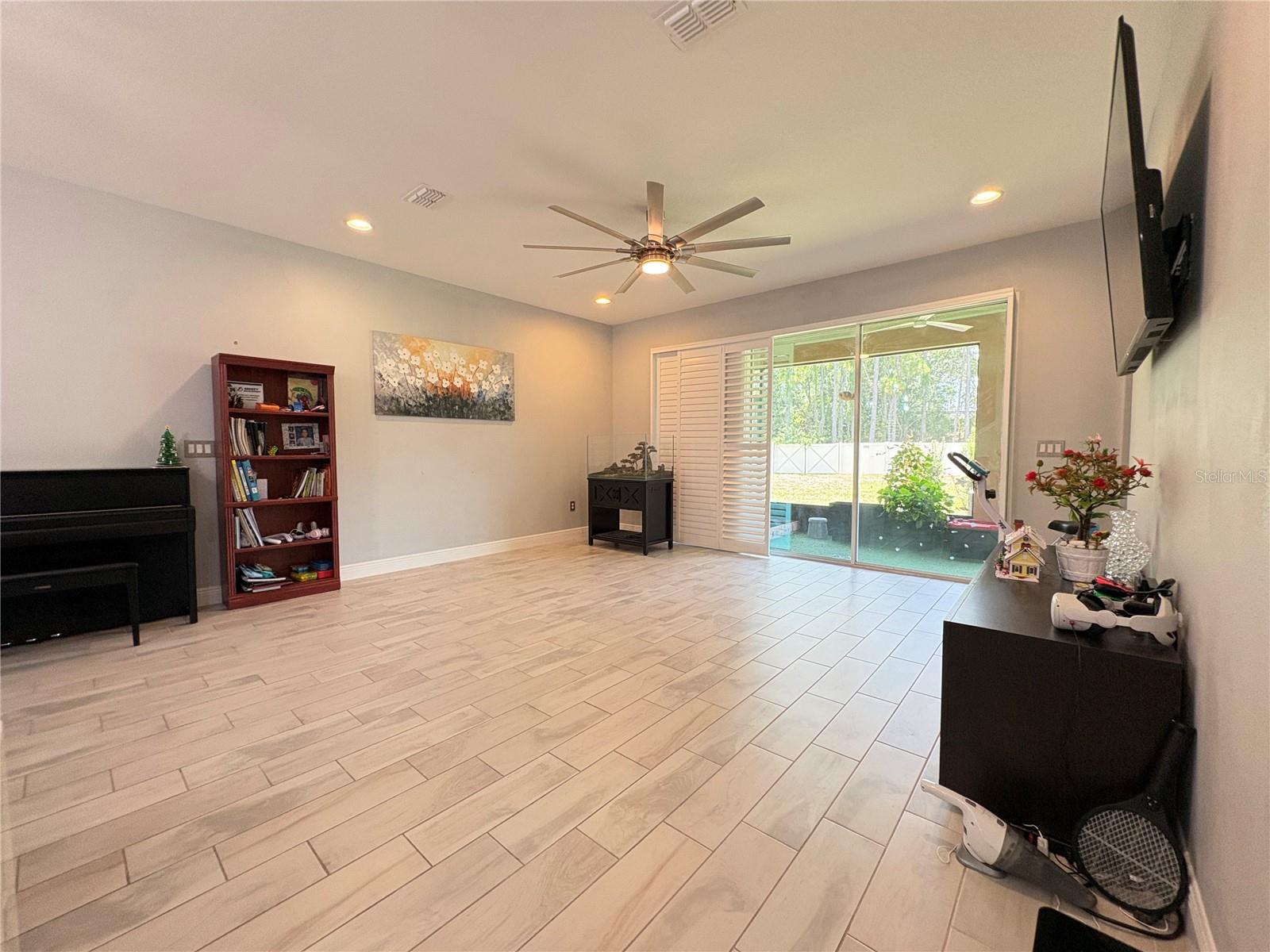 SONATA PH 1 - Residential Lease