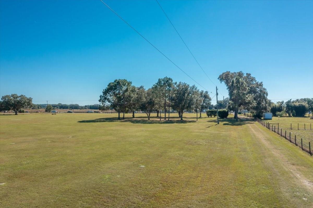 ACREAGE - Land