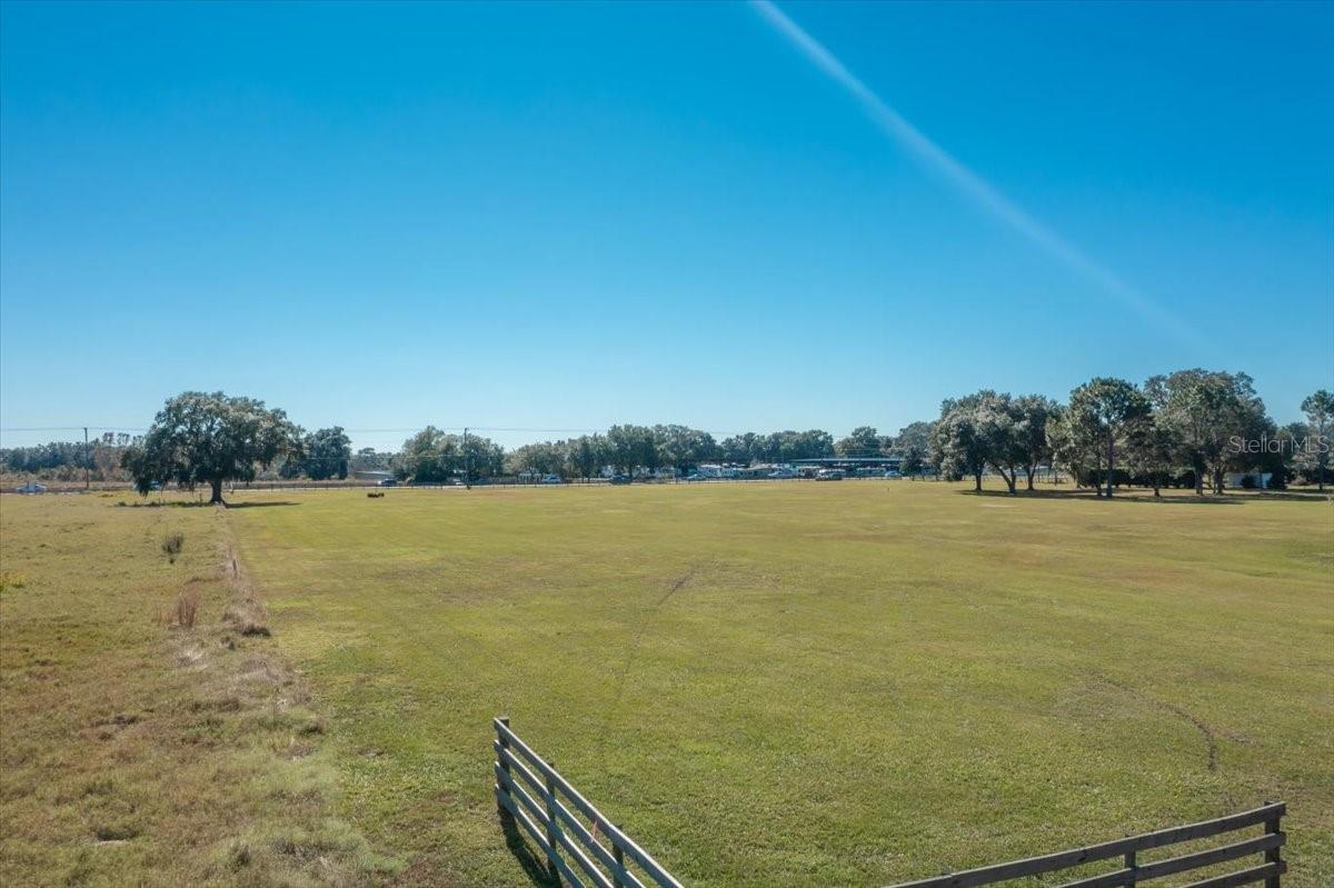 ACREAGE - Land