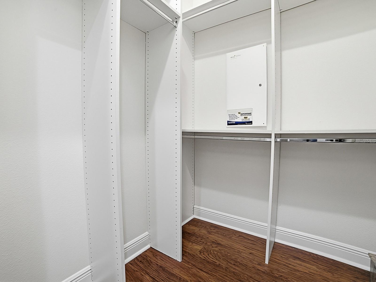 ENCLAVE AT MAITLAND A-F - Residential