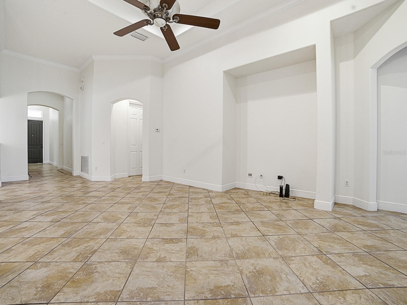 ENCLAVE AT MAITLAND A-F - Residential