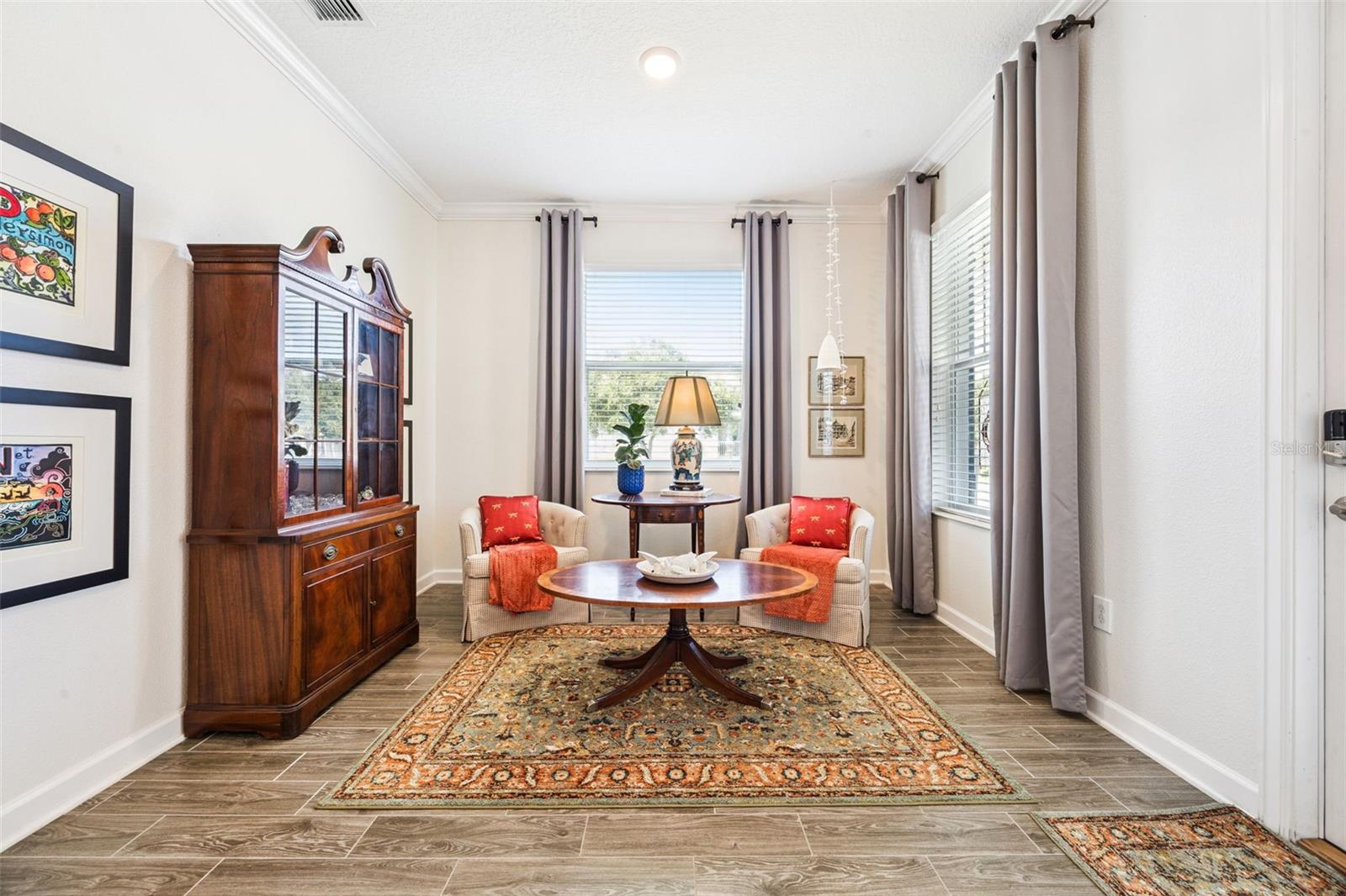PANTHER VIEW - Residential