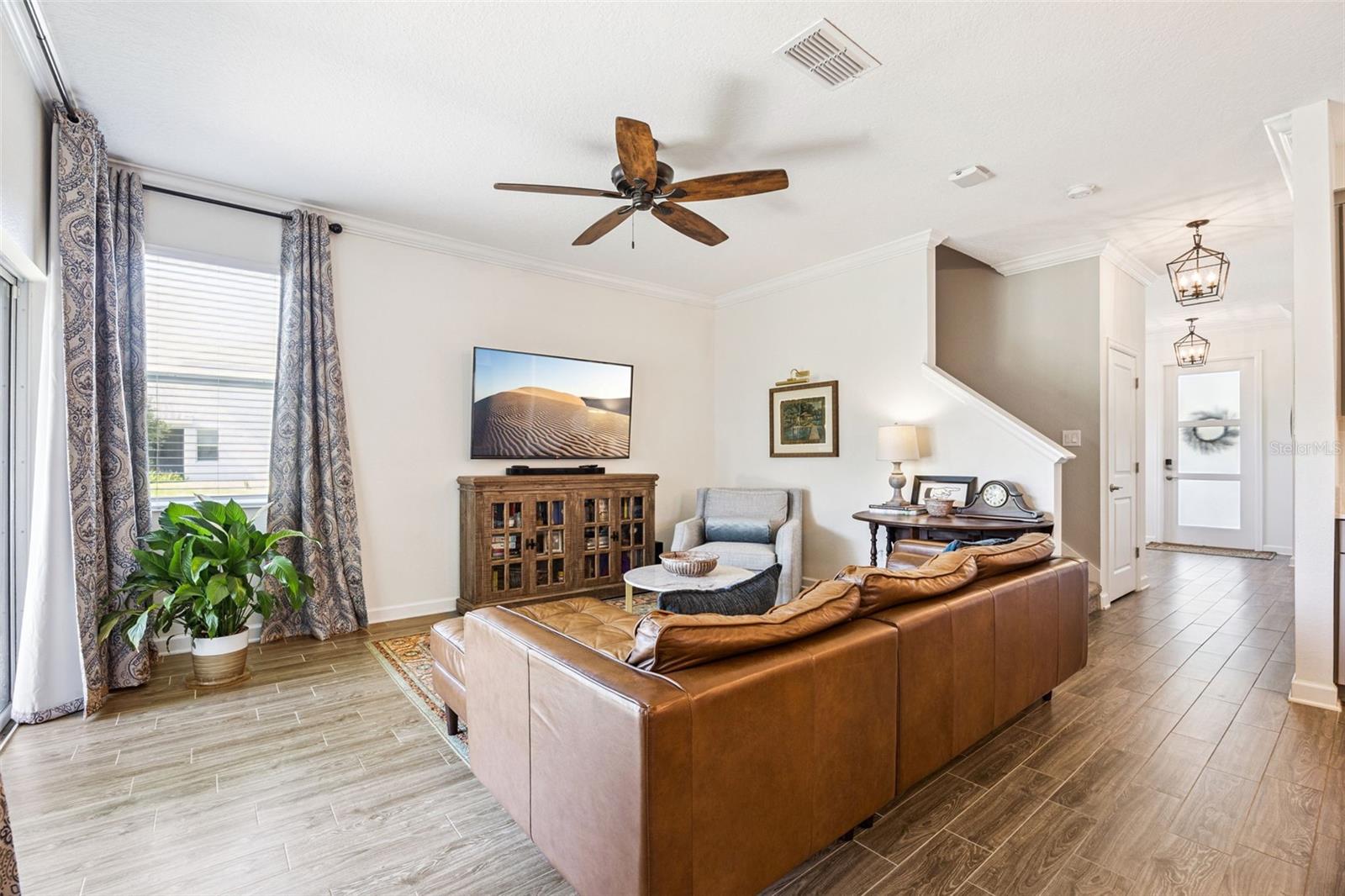 PANTHER VIEW - Residential