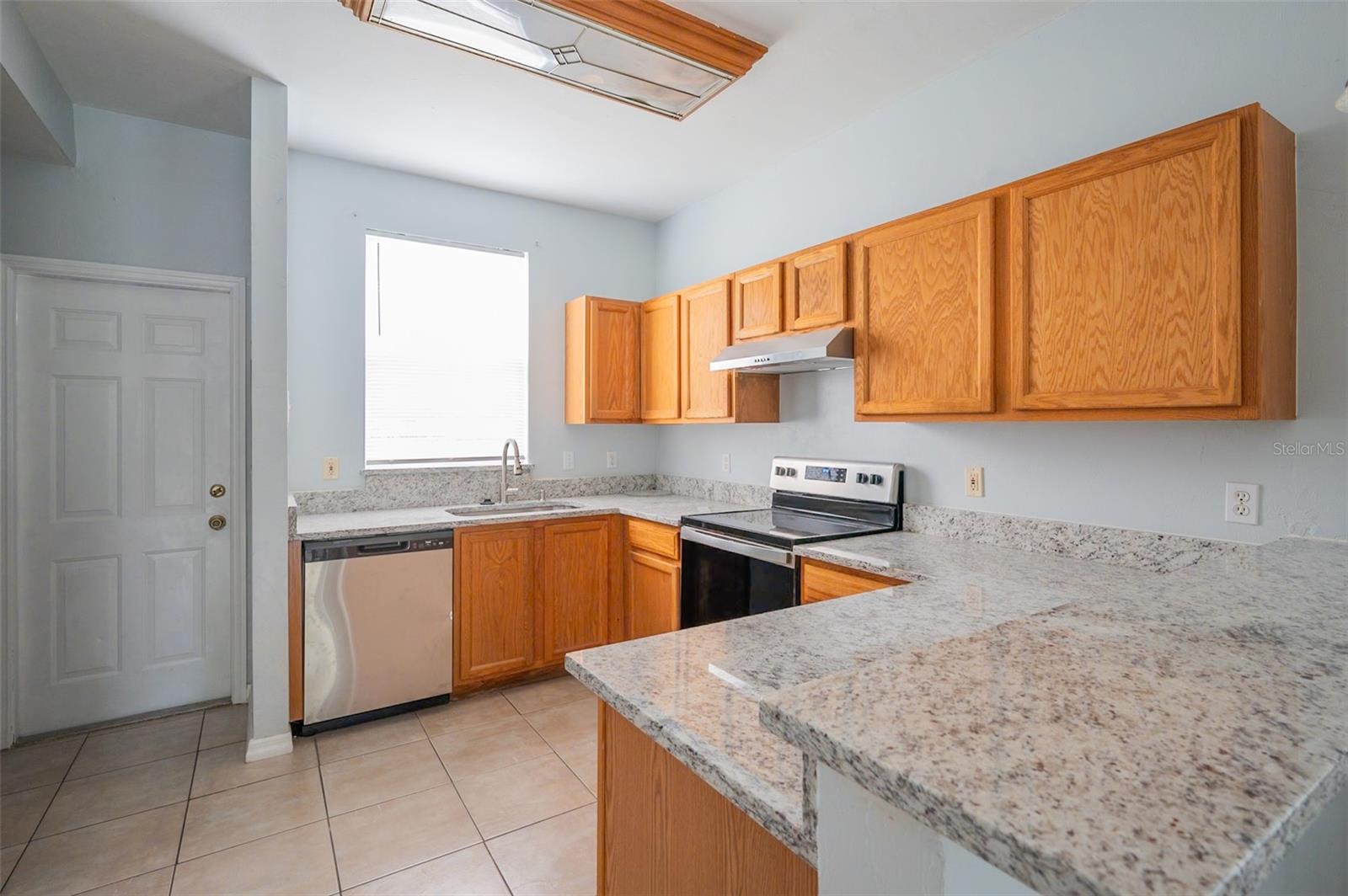 KENSINGTON PARK - Residential Lease