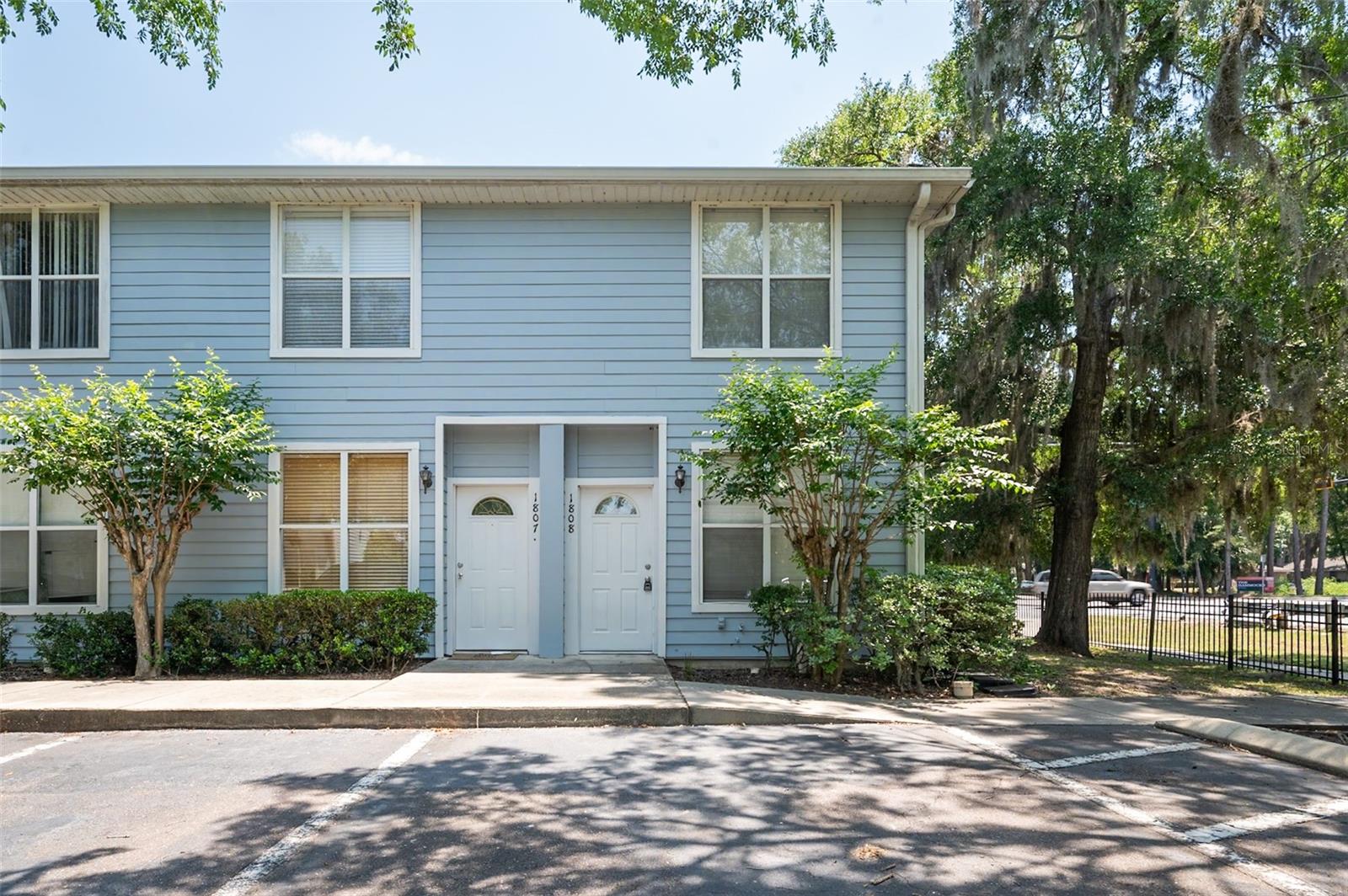 KENSINGTON PARK - Residential Lease