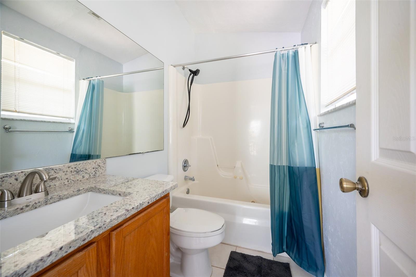 KENSINGTON PARK - Residential Lease
