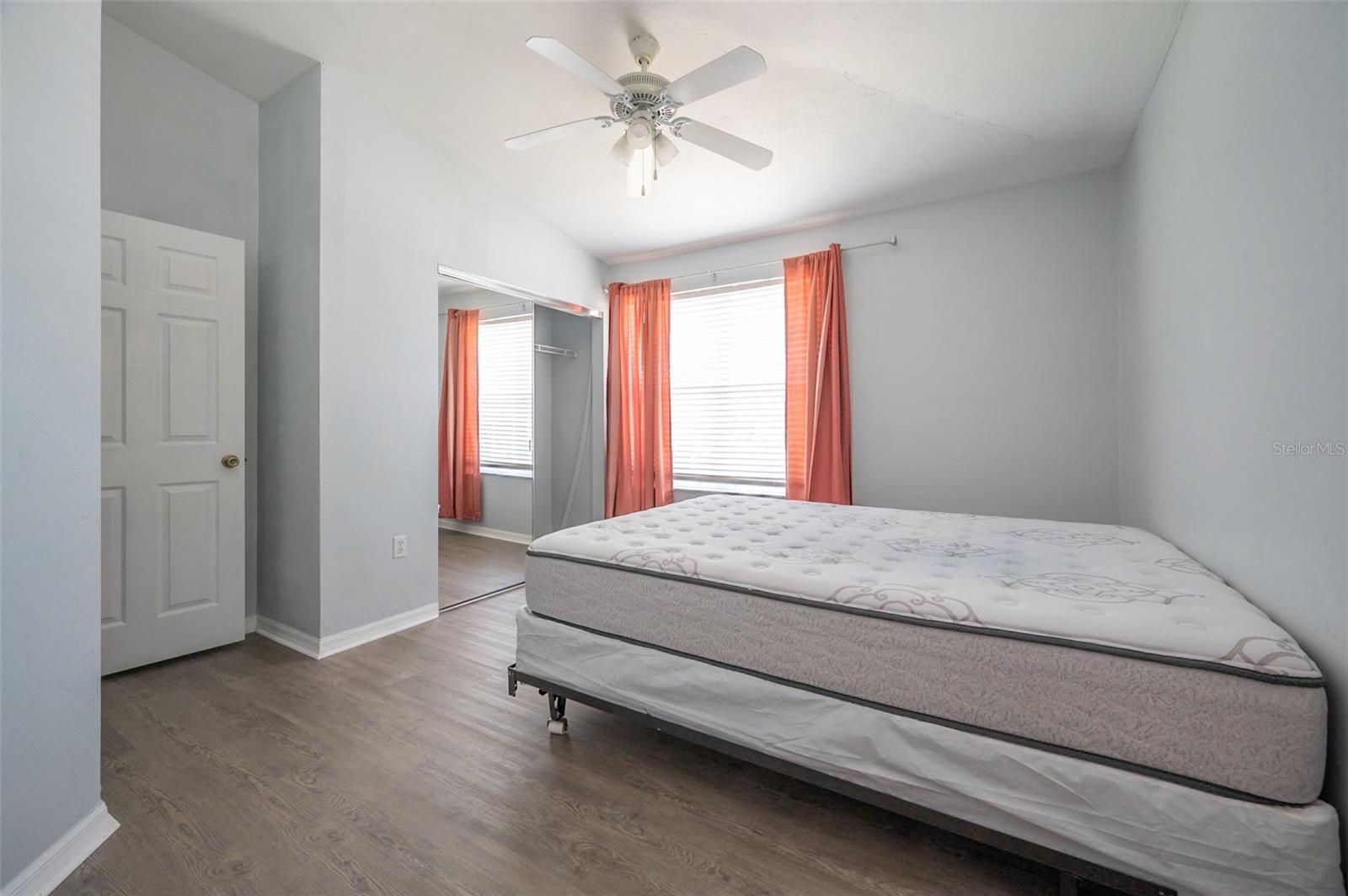 KENSINGTON PARK - Residential Lease