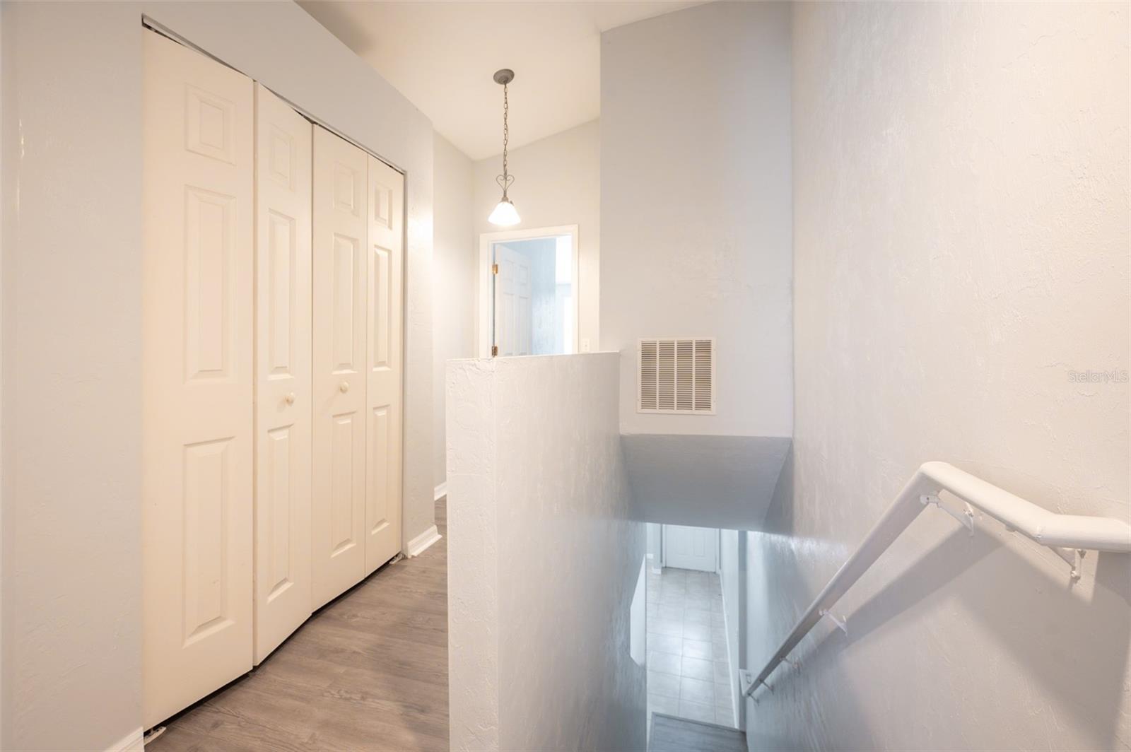 KENSINGTON PARK - Residential Lease