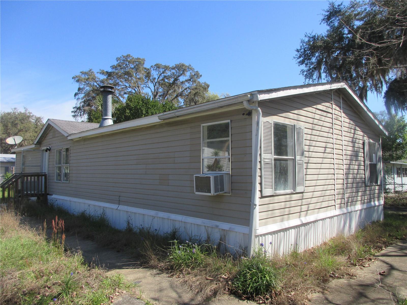 EAST MARION ESTATE - Residential